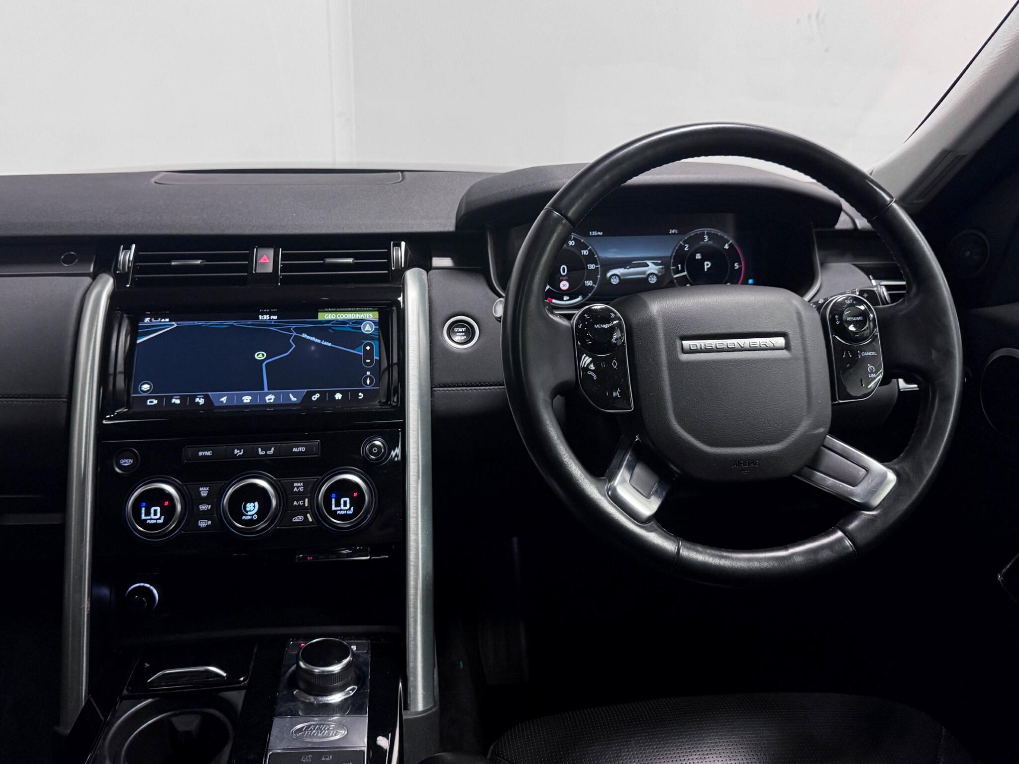 Land Rover Discovery view 19