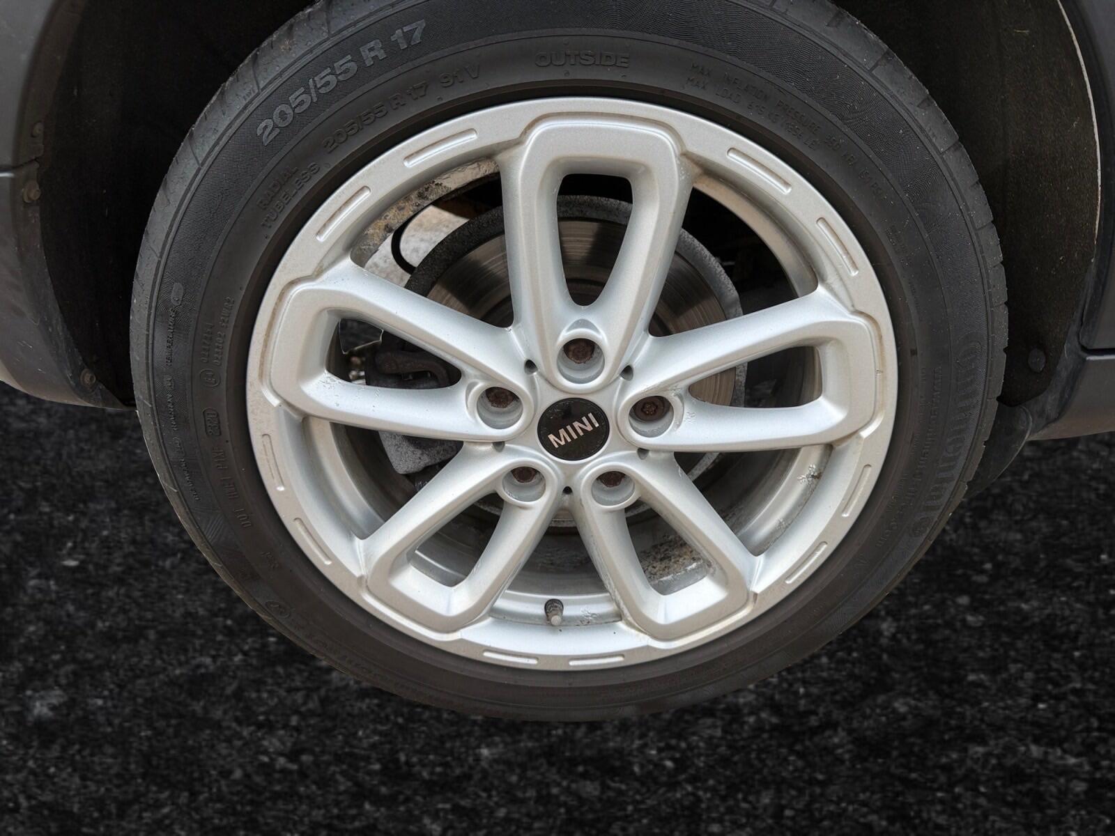Mini Countryman view 12