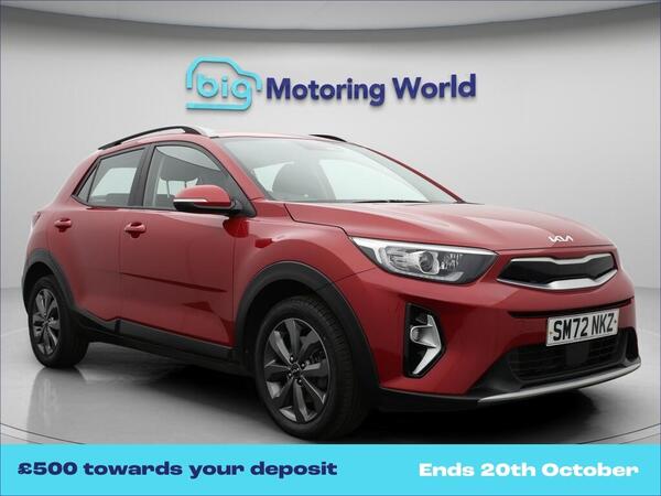 Red 2023 Kia Stonic Estate Front-wheel drive Manual