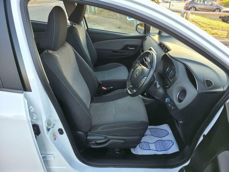 Toyota Yaris view 37
