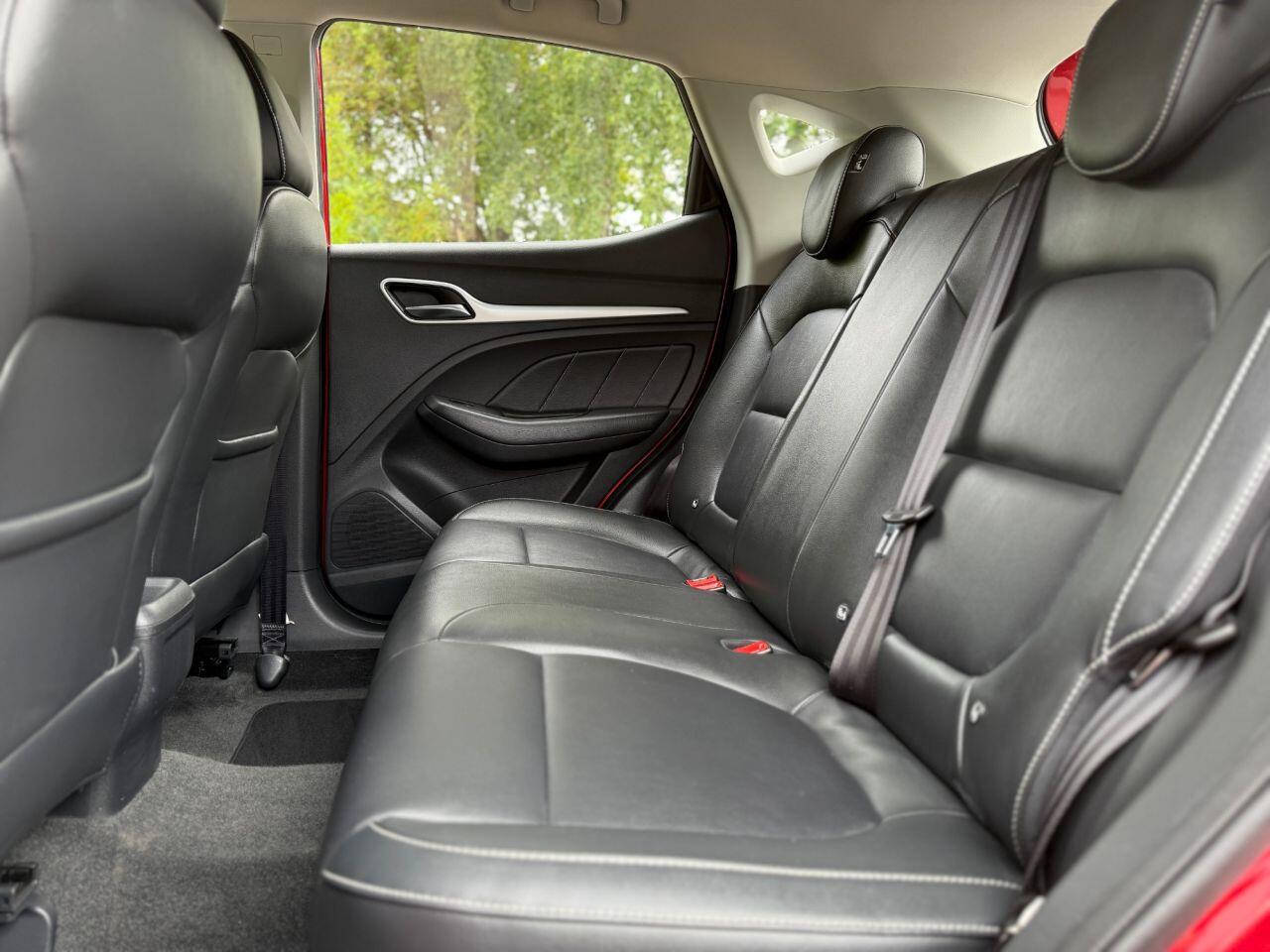 MG MG ZS view 14