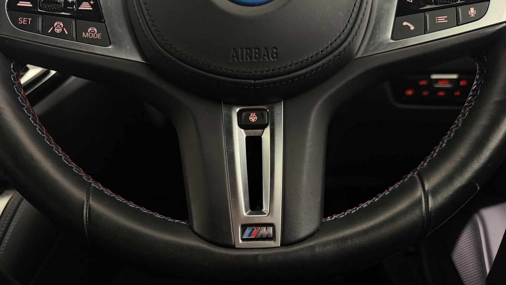 BMW i4 view 16