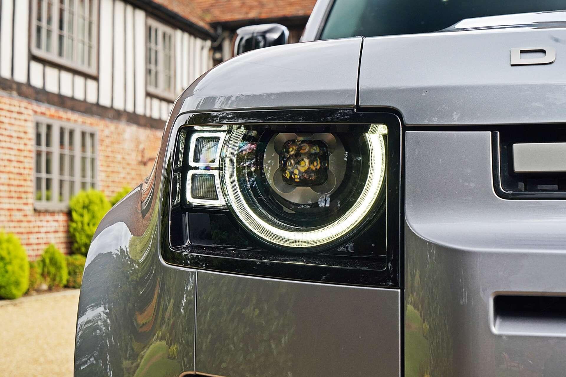 Land Rover Defender view 11