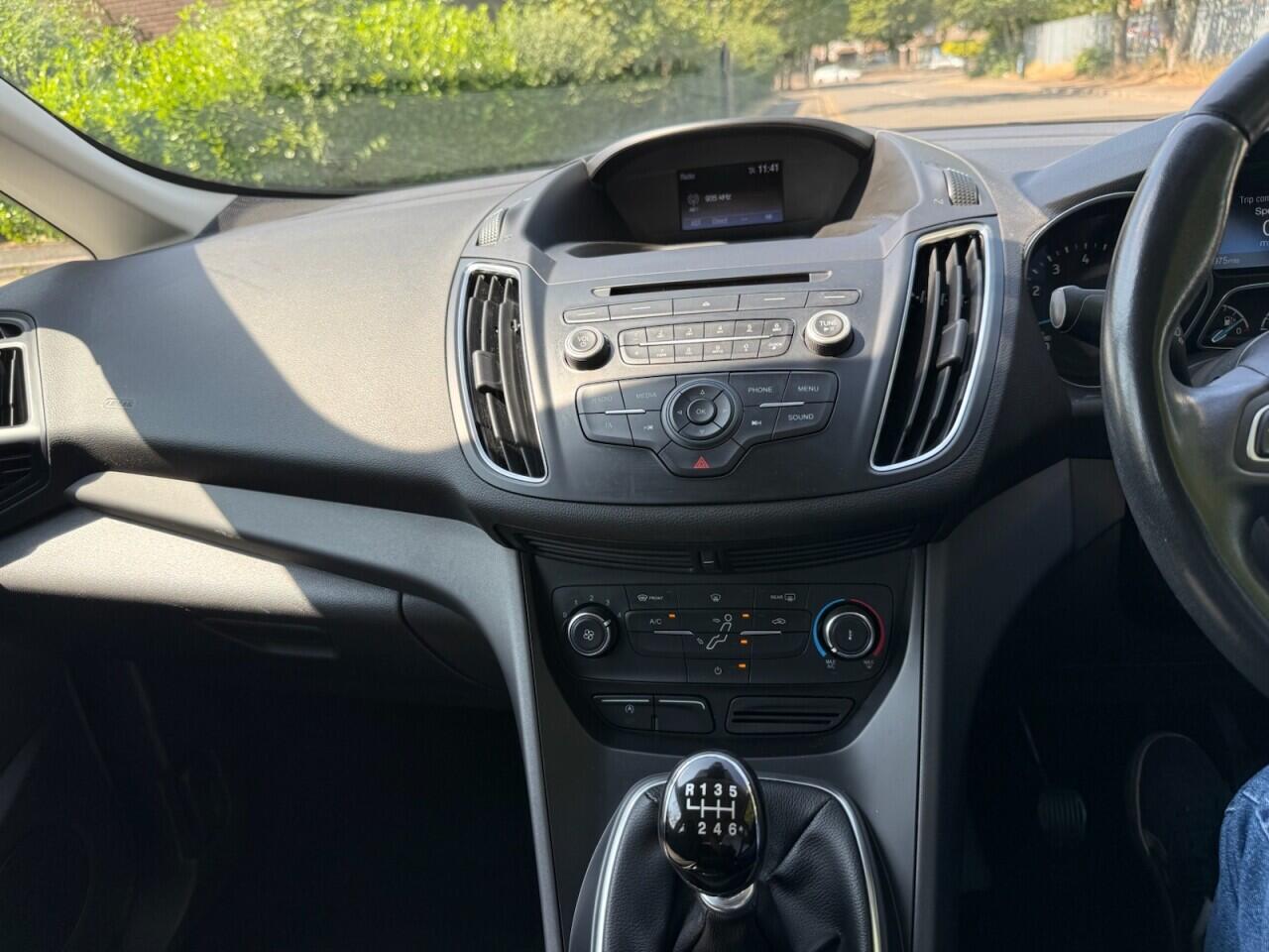 Ford C-Max view 23