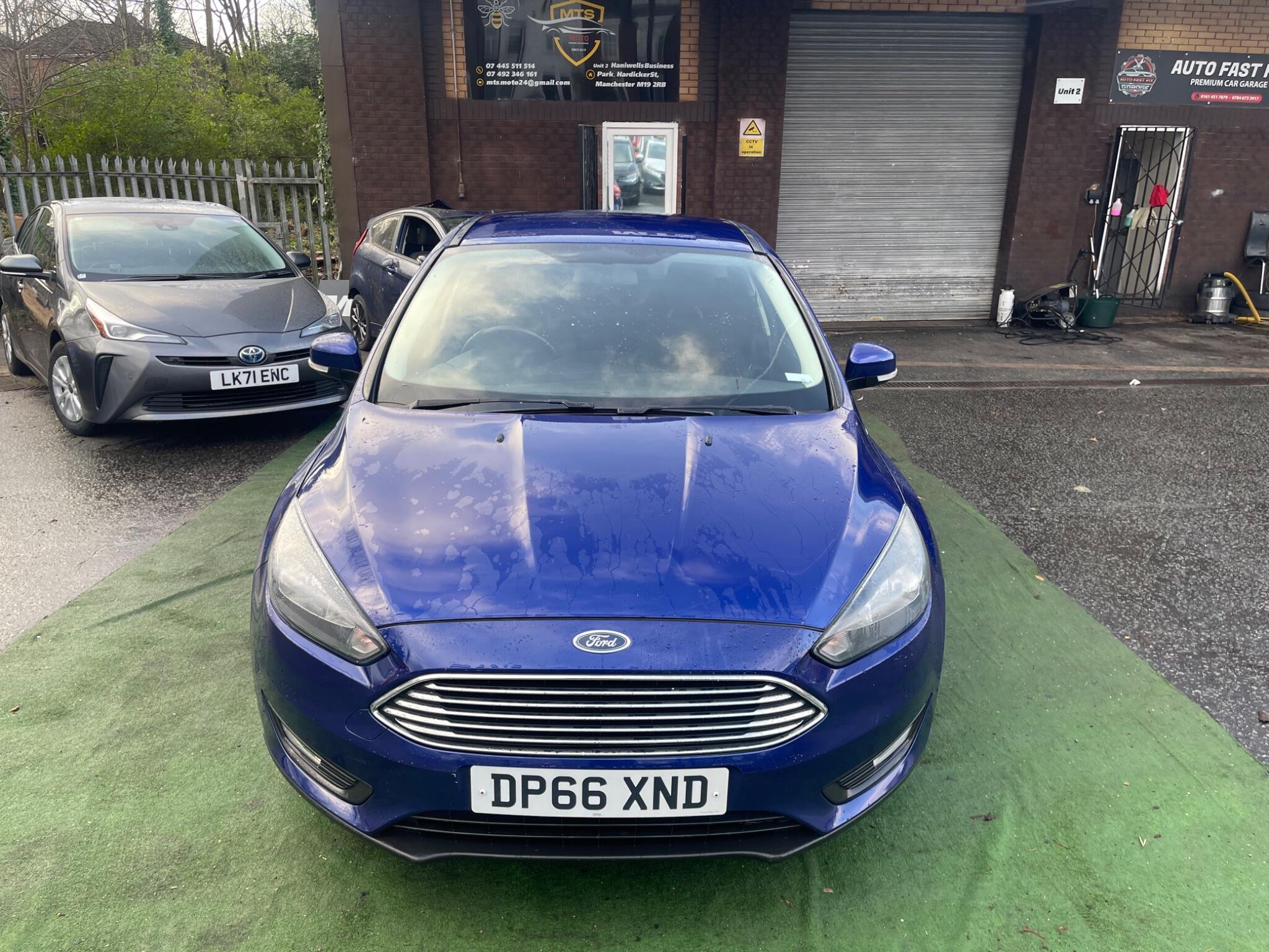 2016 Ford Focus 1.0T EcoBoost Zetec Euro 6 (s/s) 5dr • 83,680 miles image 2