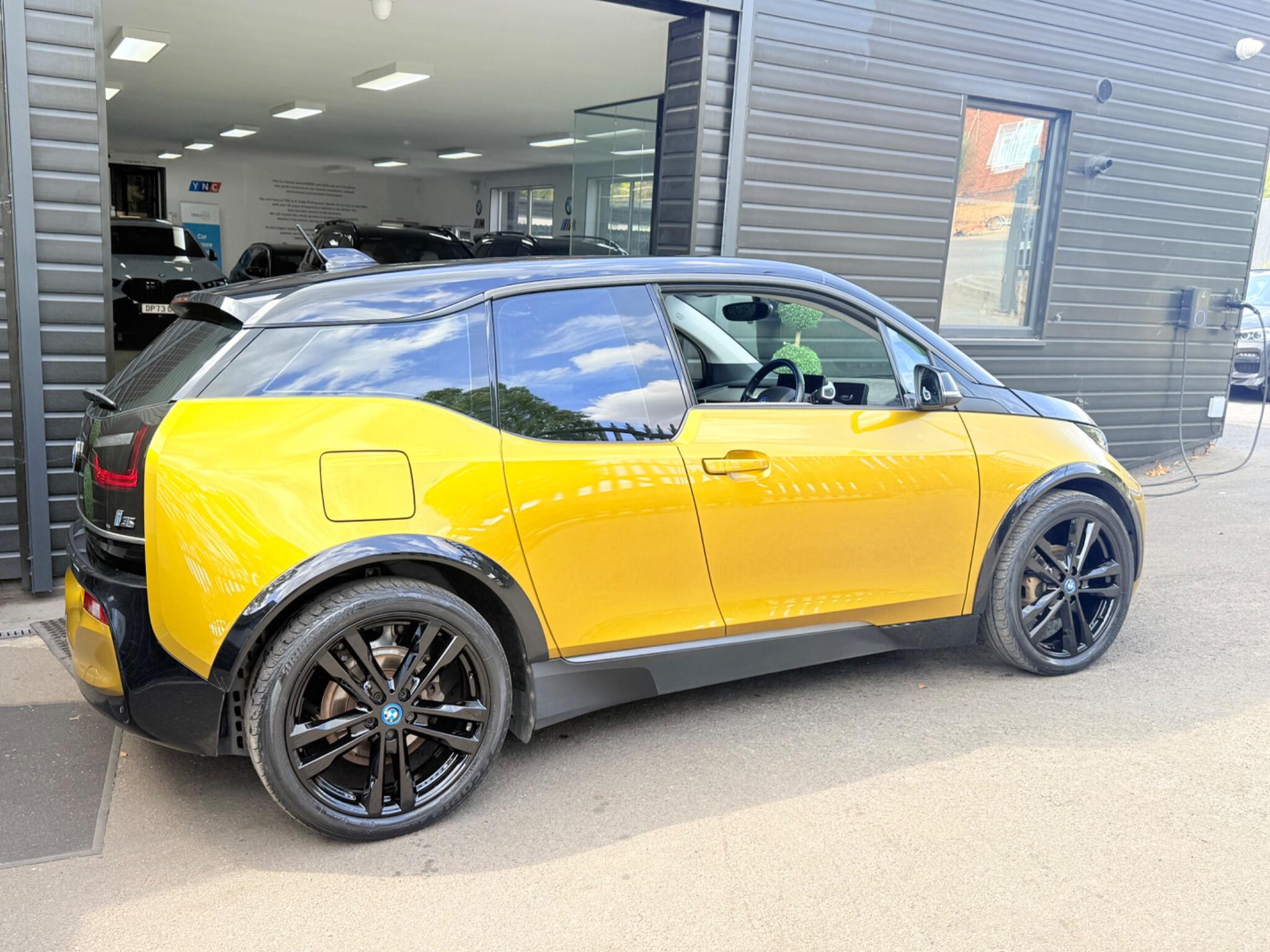 BMW I3 view 9