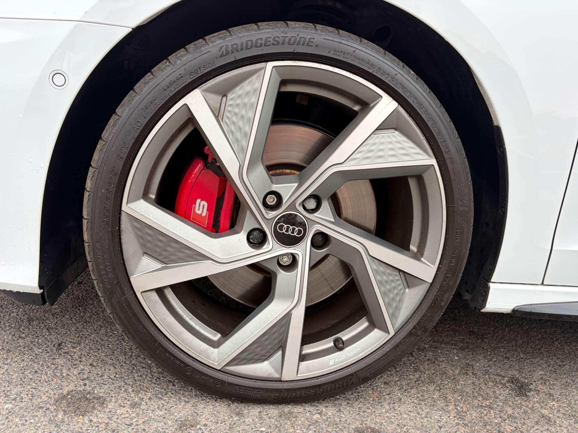 Audi S3 view 11