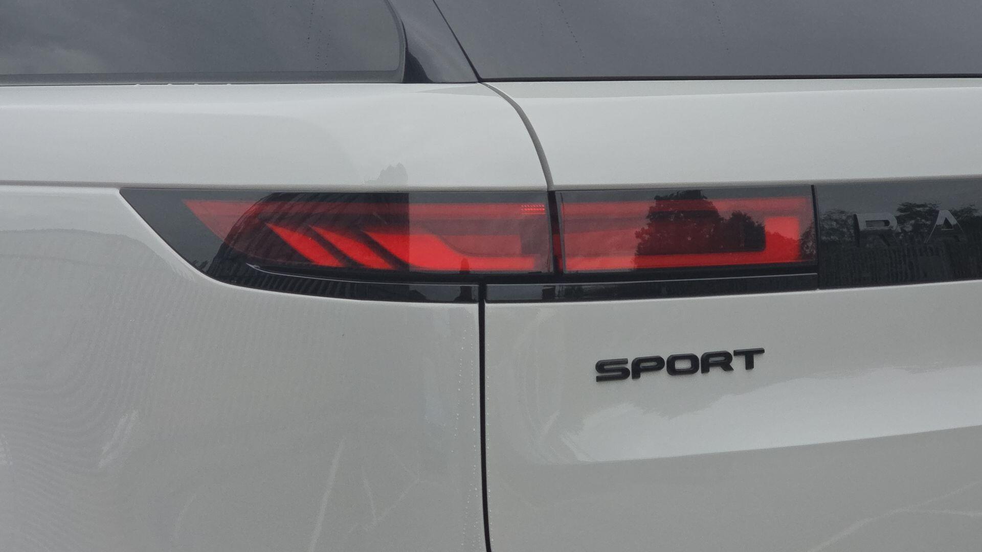 Land Rover Range Rover Sport view 19