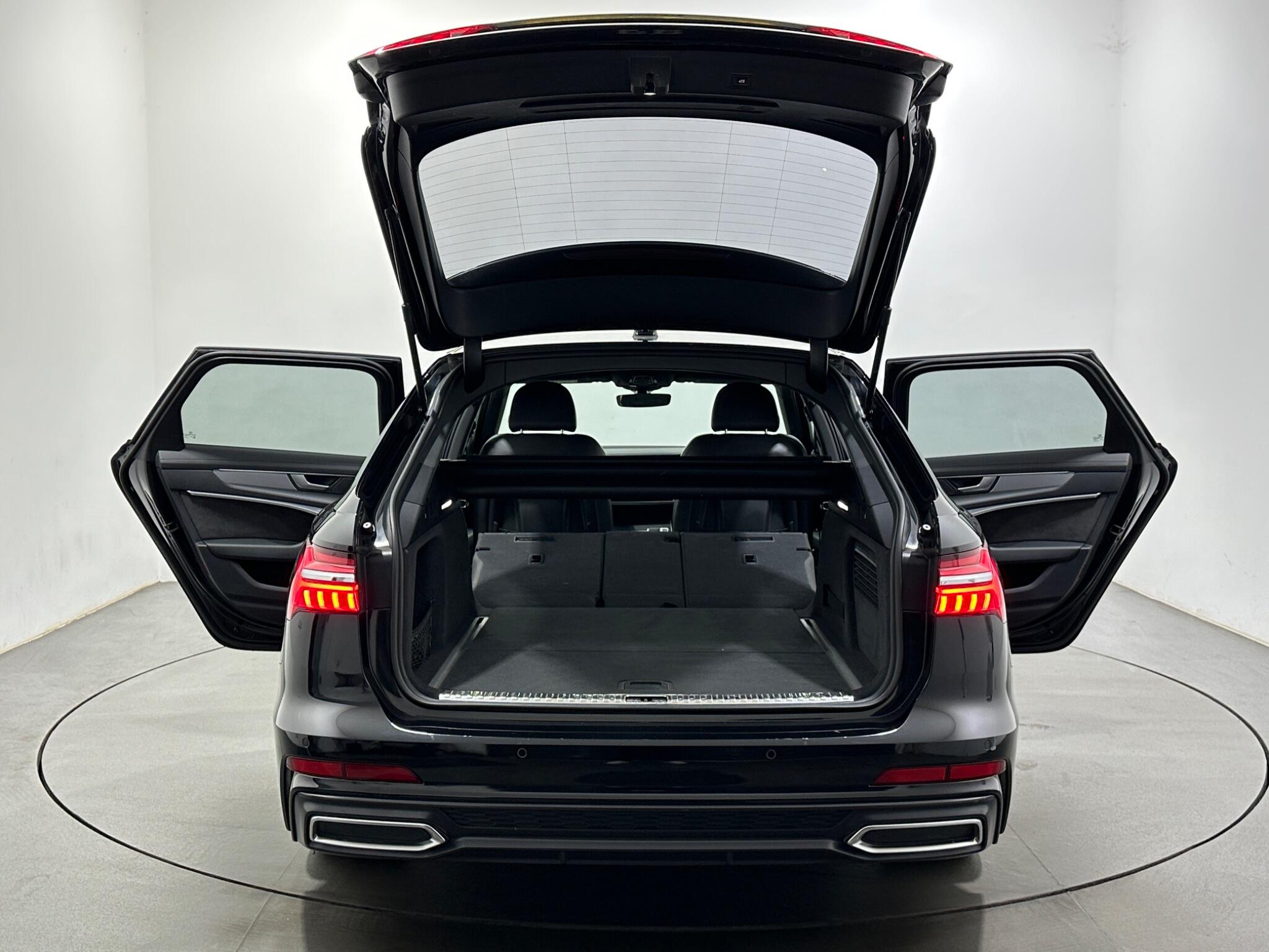 Audi A6 view 44