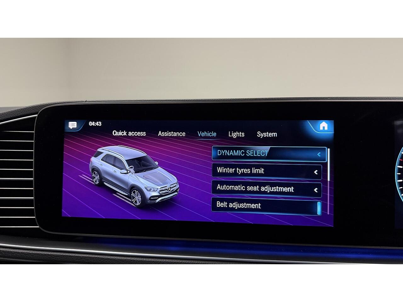 Mercedes-Benz GLE view 33