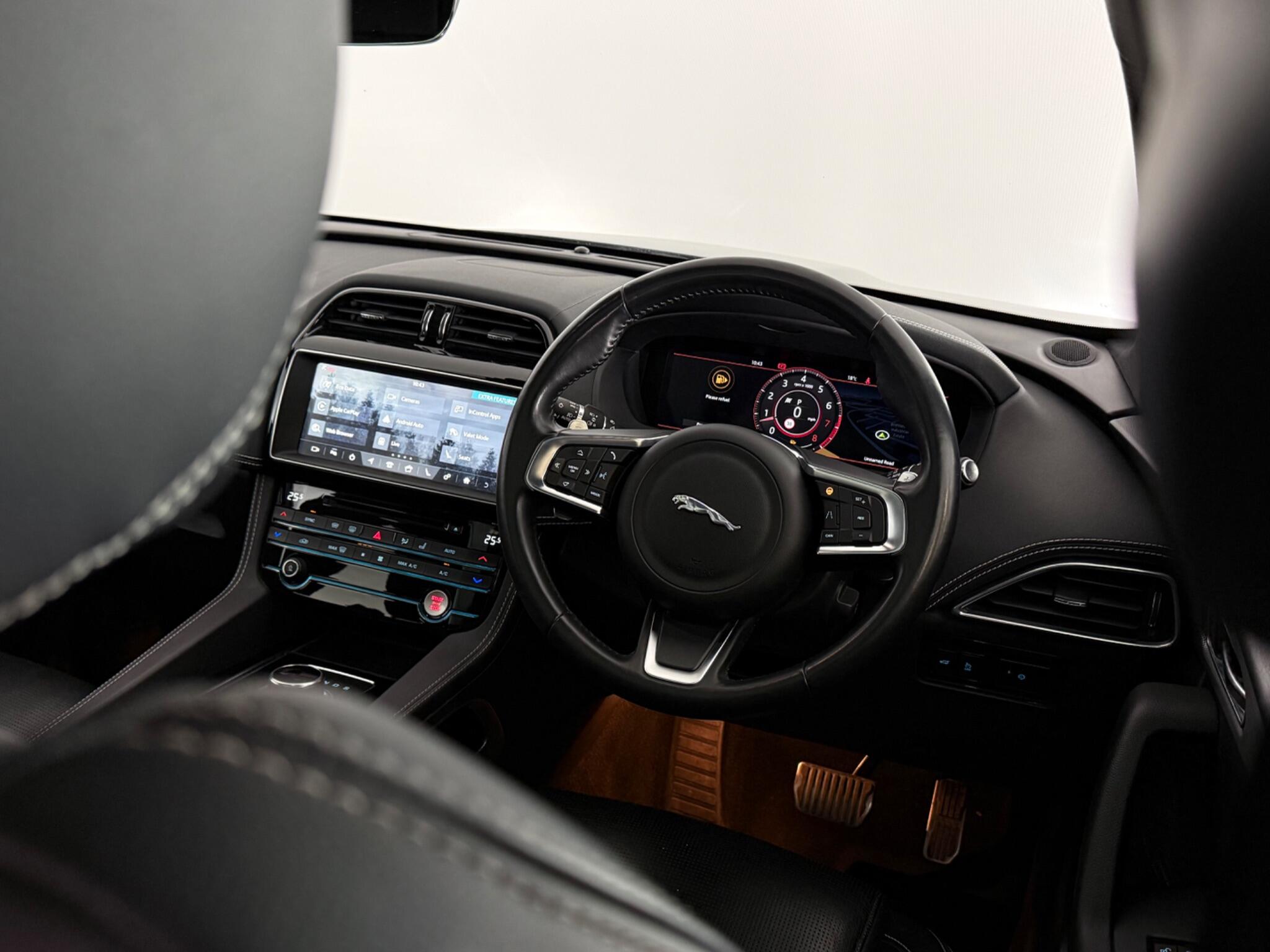 Jaguar F-Pace view 13