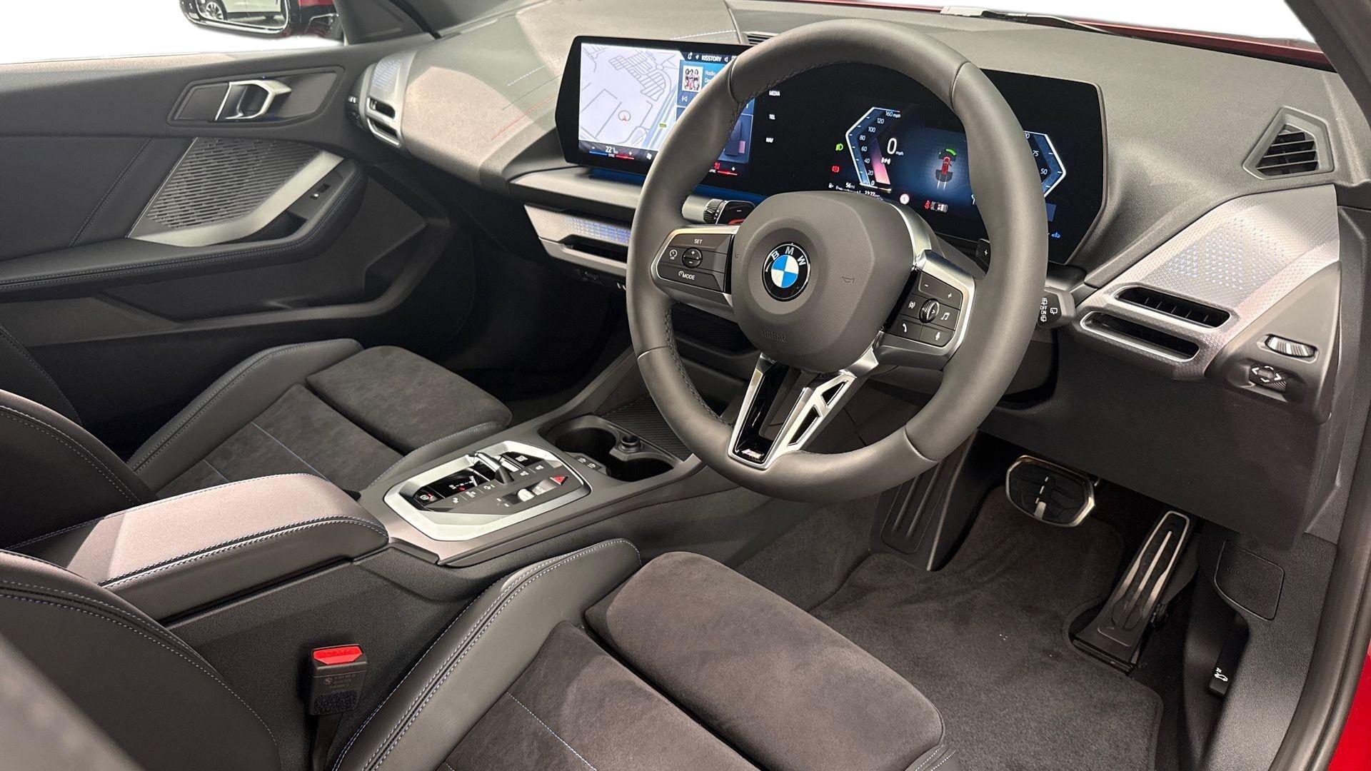 BMW 1 Series view 6