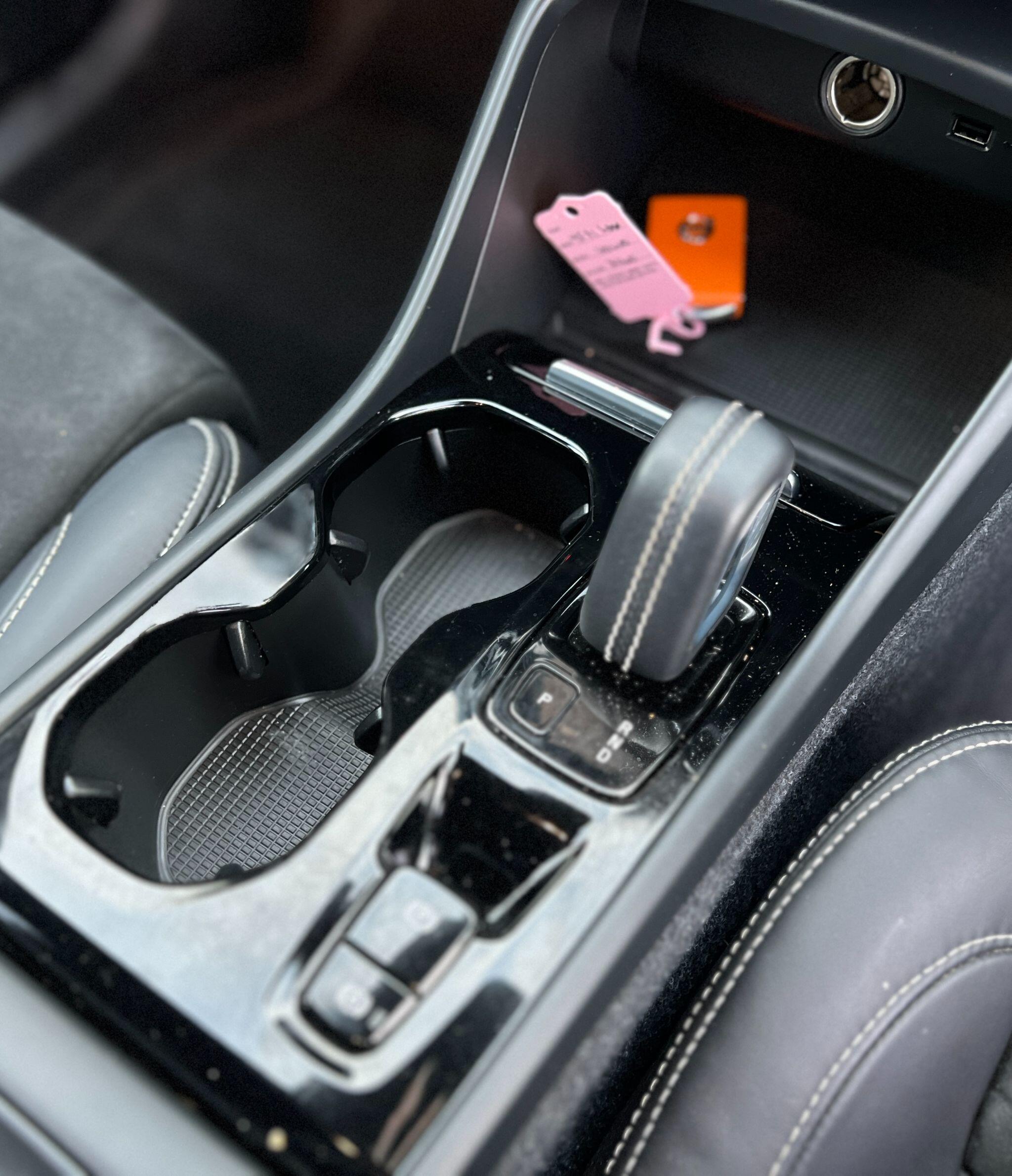 Volvo XC40 view 13