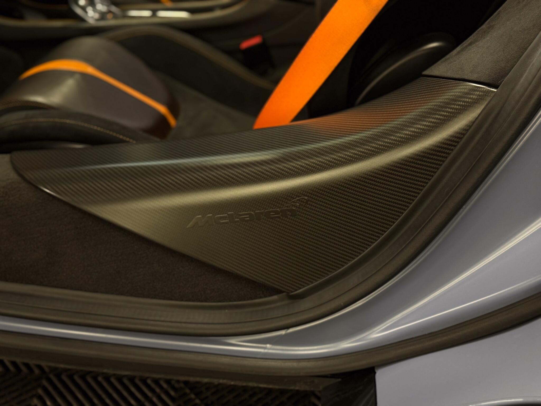 Mclaren 570s view 40
