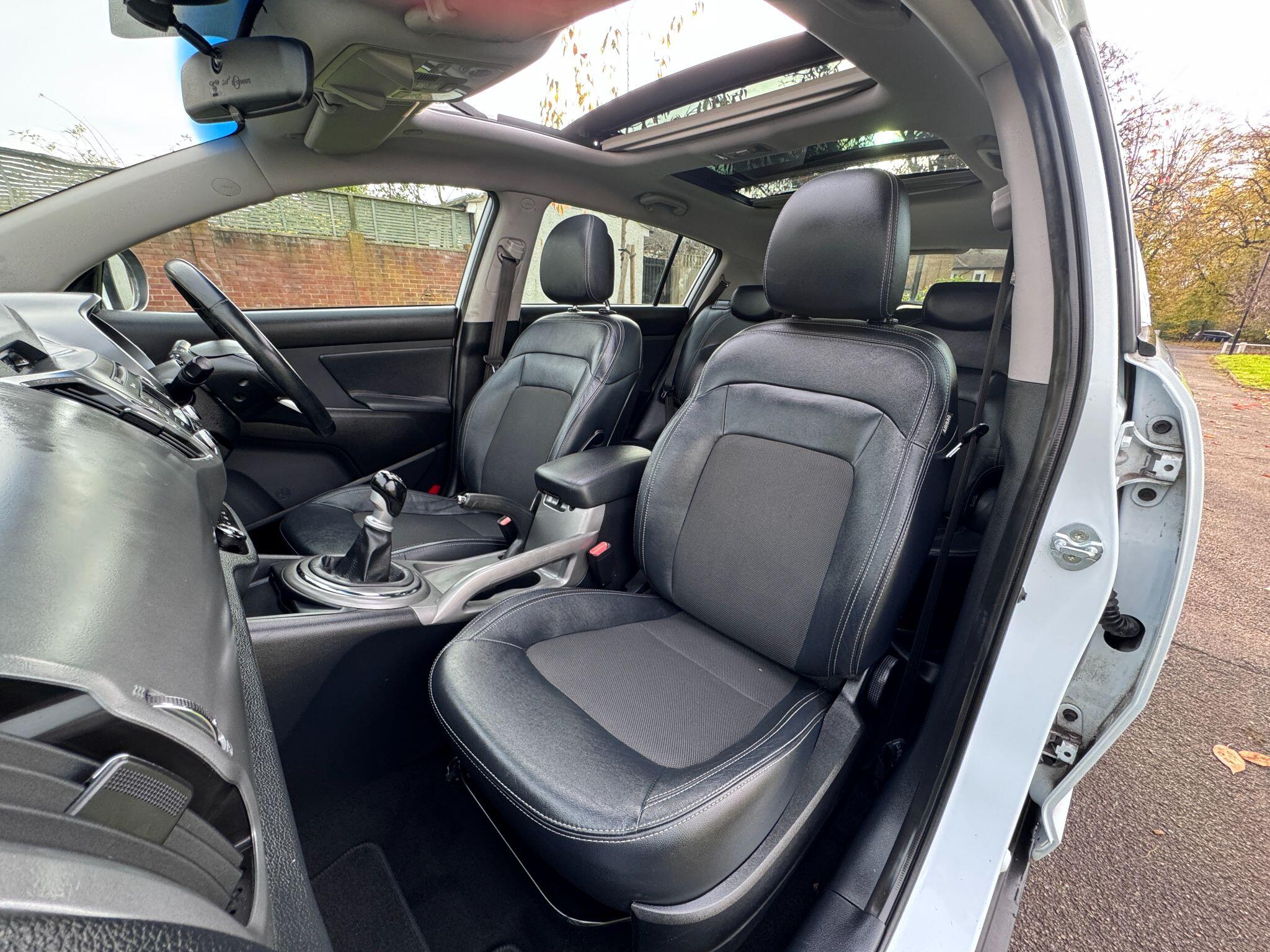 2015 Kia Sportage image 41