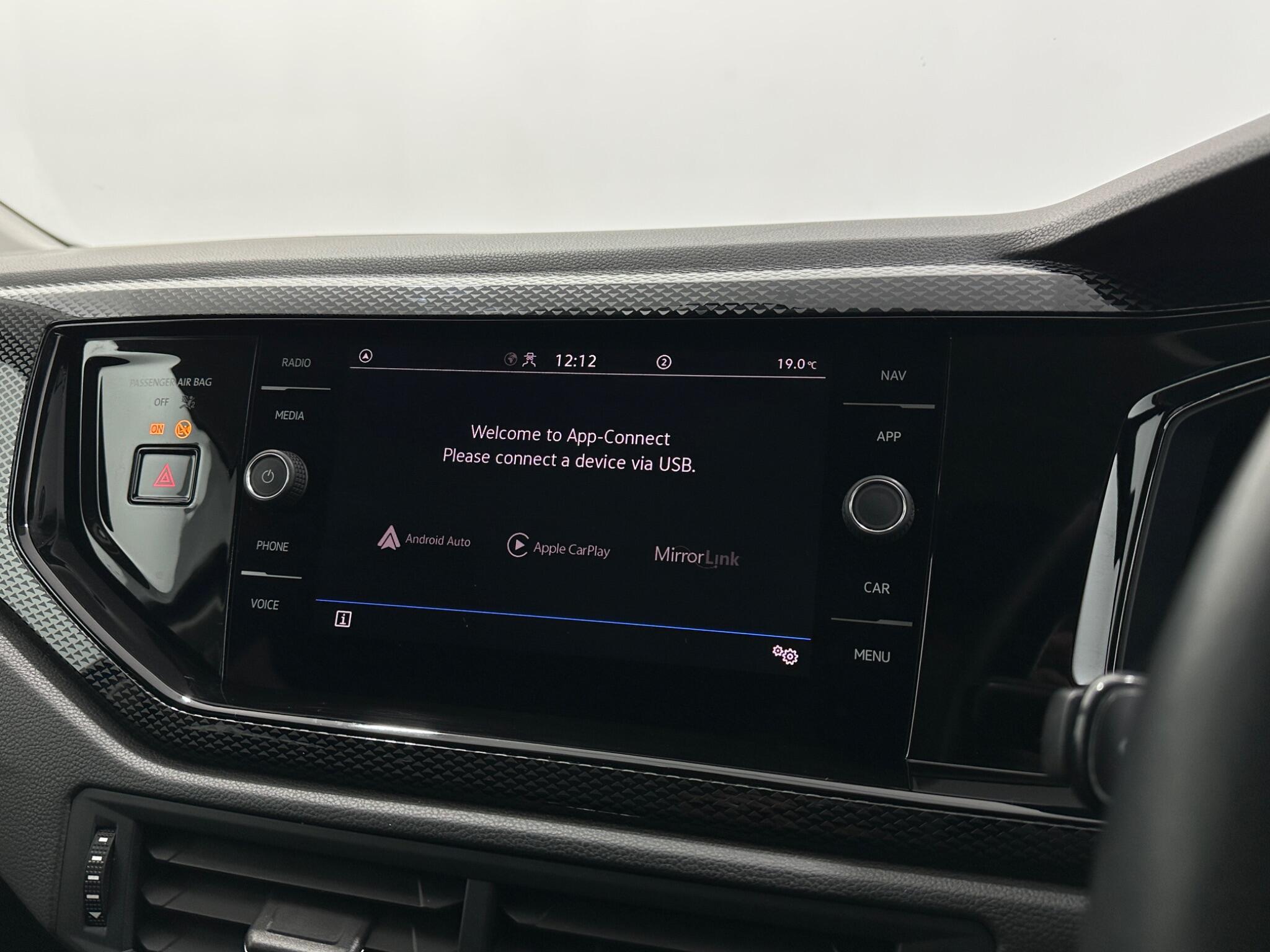 Volkswagen Polo view 22
