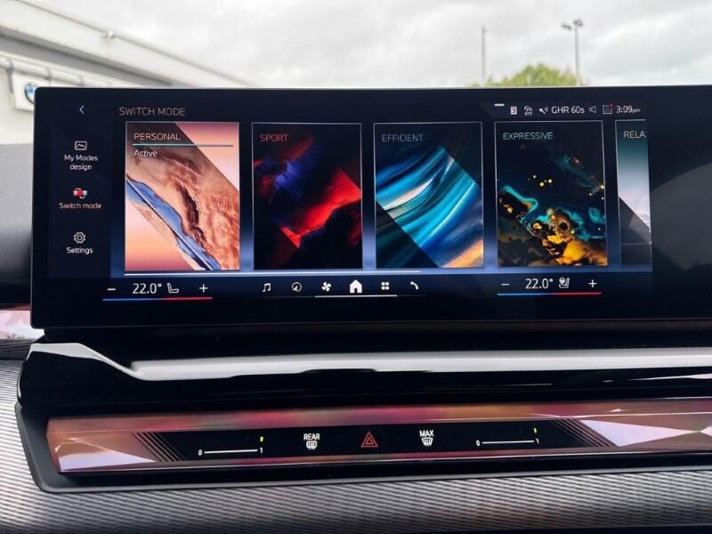 BMW 5 Series view 33