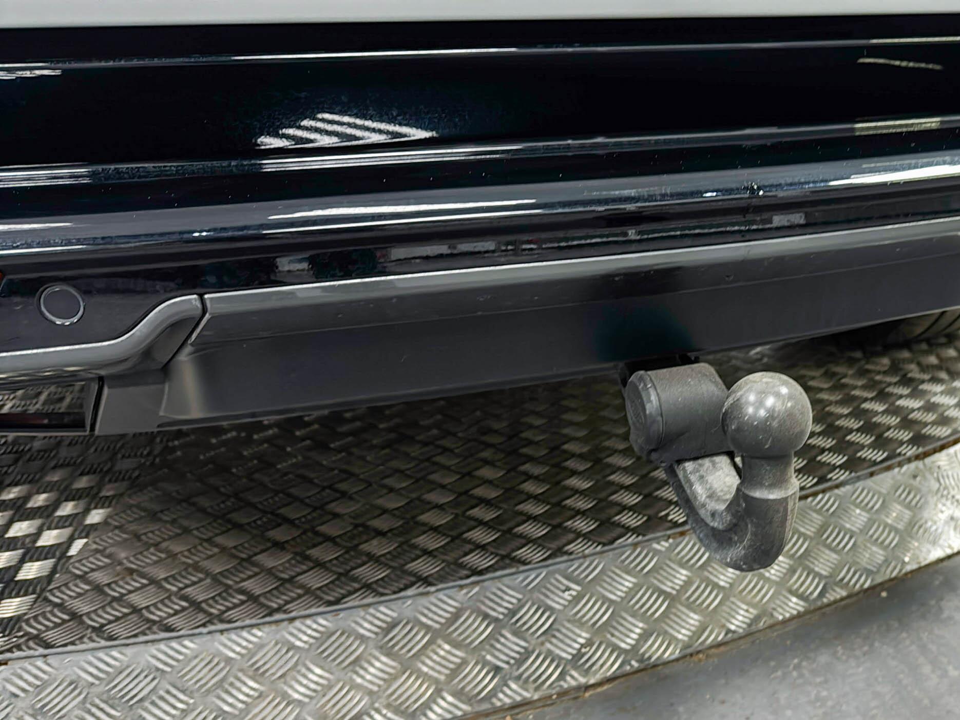 Land Rover Range Rover view 10