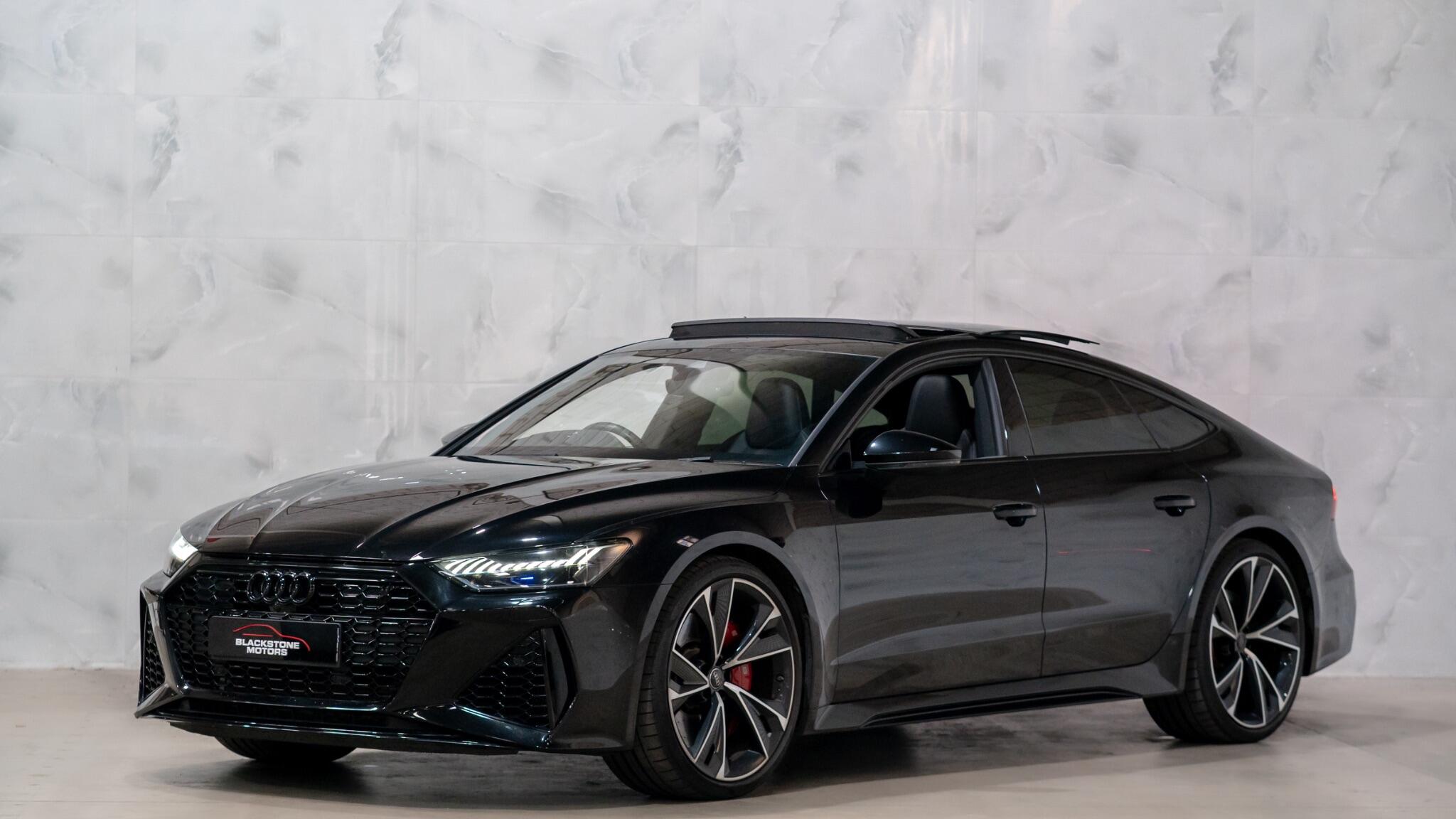 Audi RS7 view 3