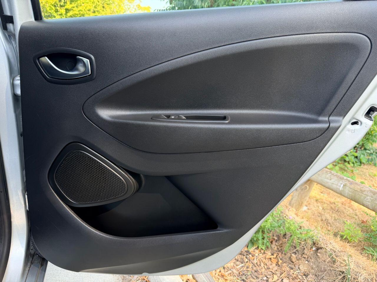 Renault Zoe view 19