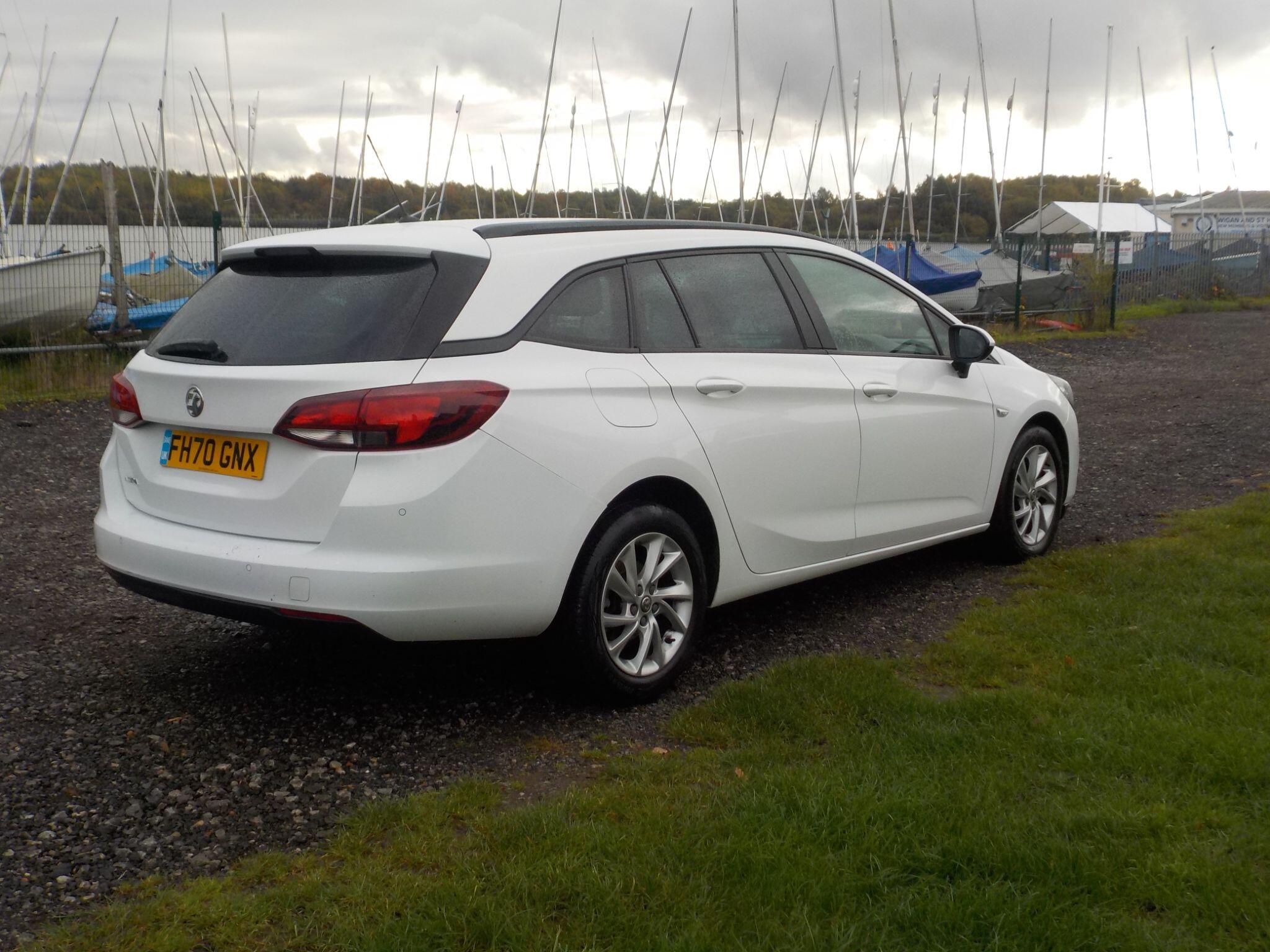 Vauxhall Astra 1.5 Turbo D SE Sports Tourer Euro 6 (s/s) 5dr