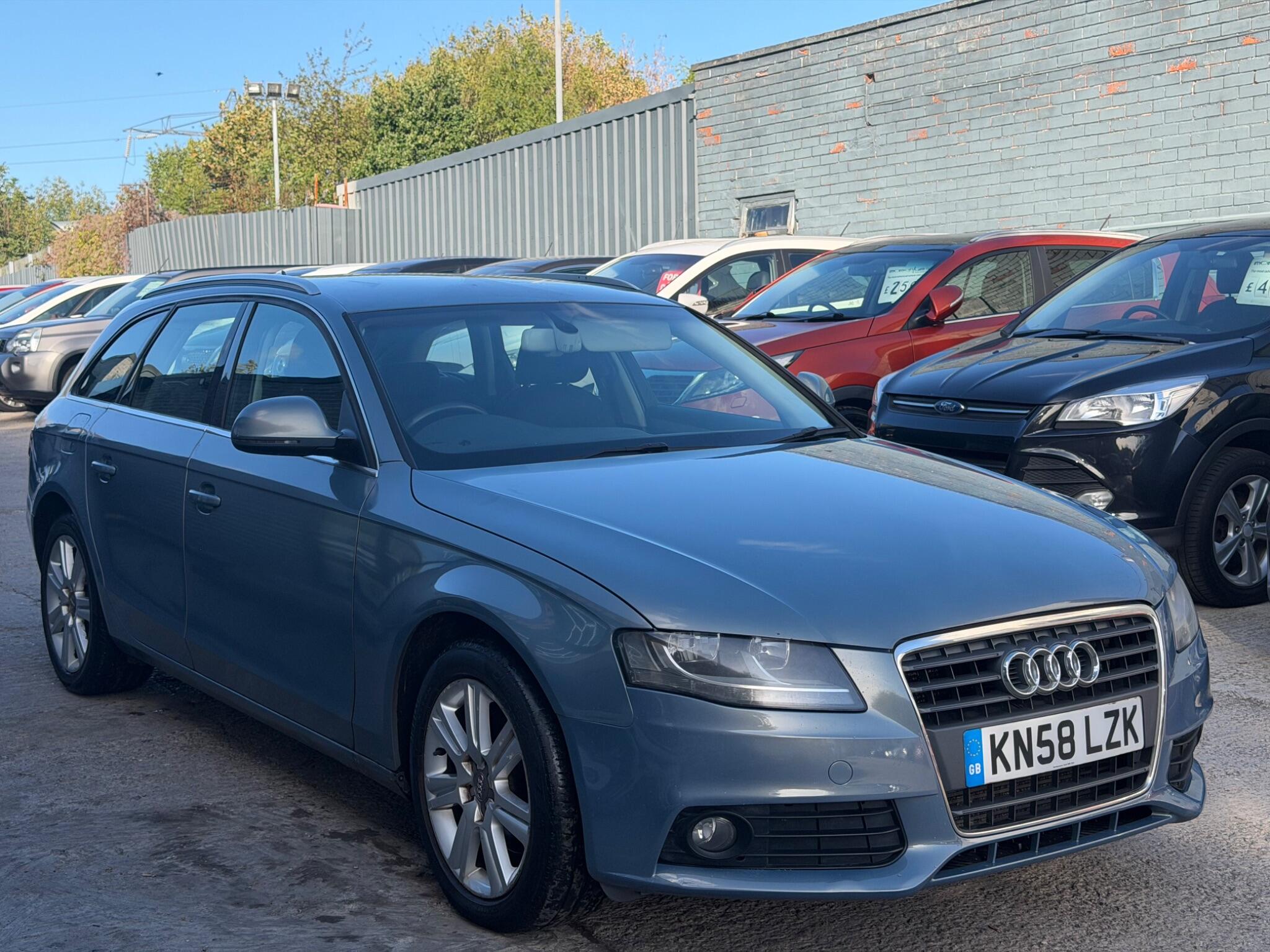 Audi A4 view 3