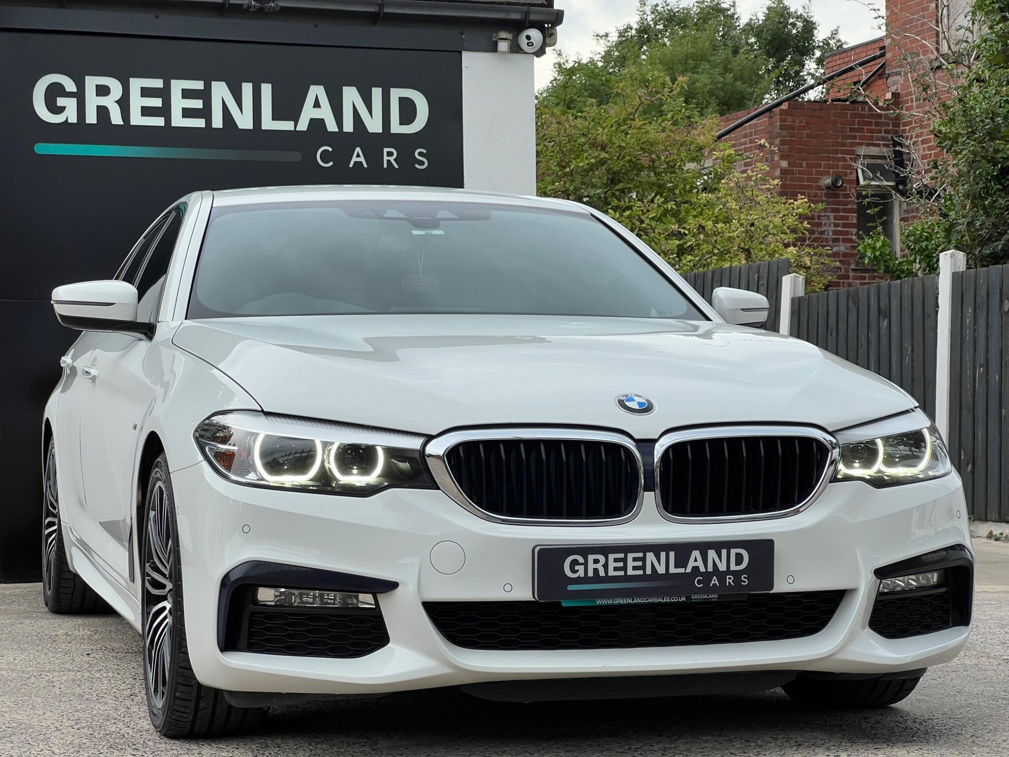 BMW 5 Series view 29