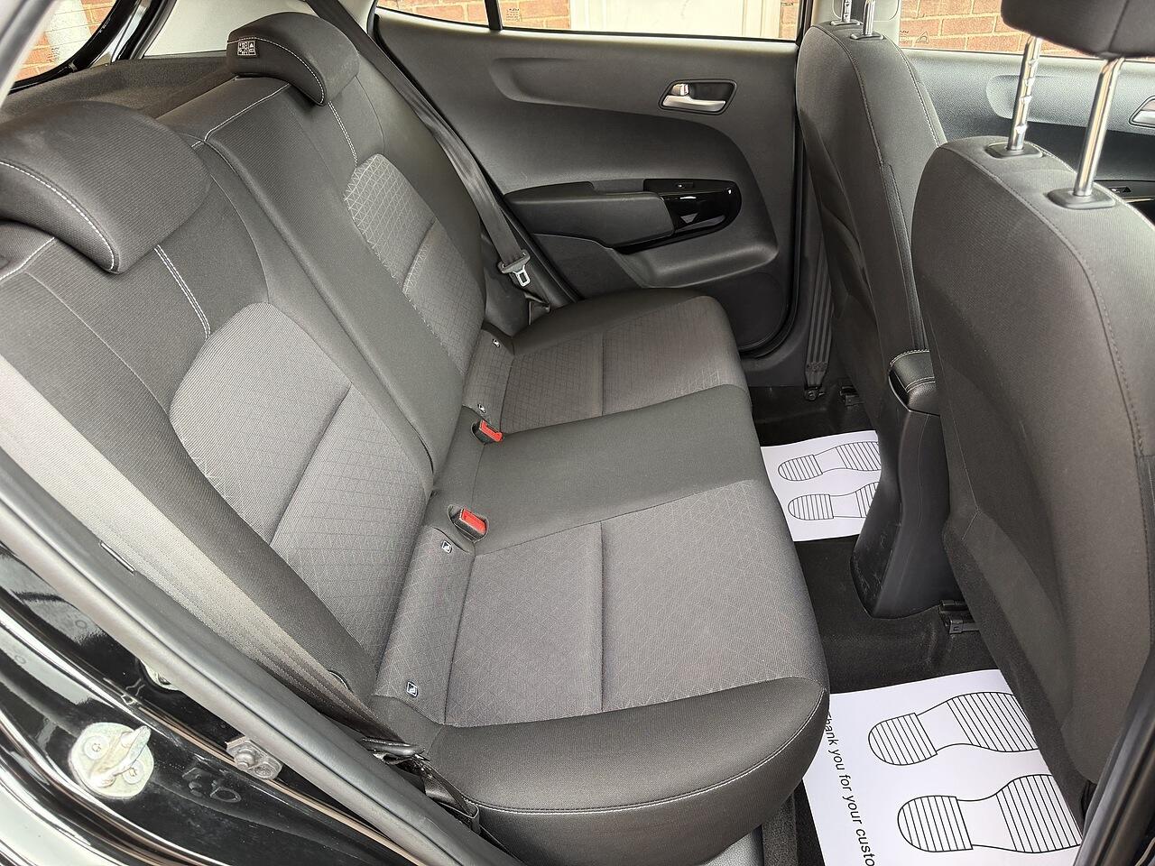 Kia Picanto view 11