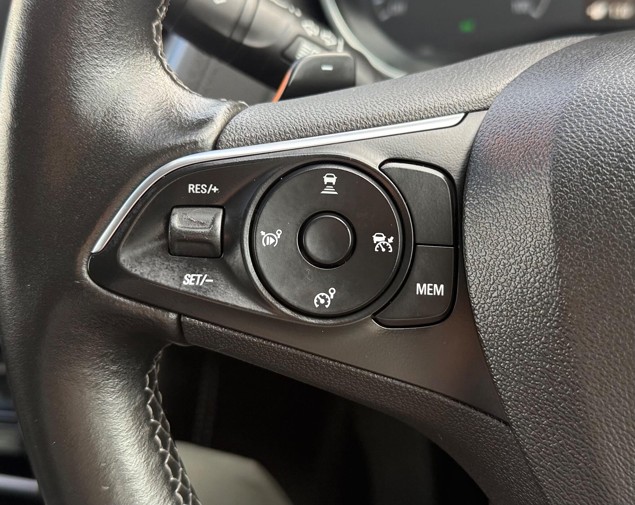 Vauxhall Grandland X view 18