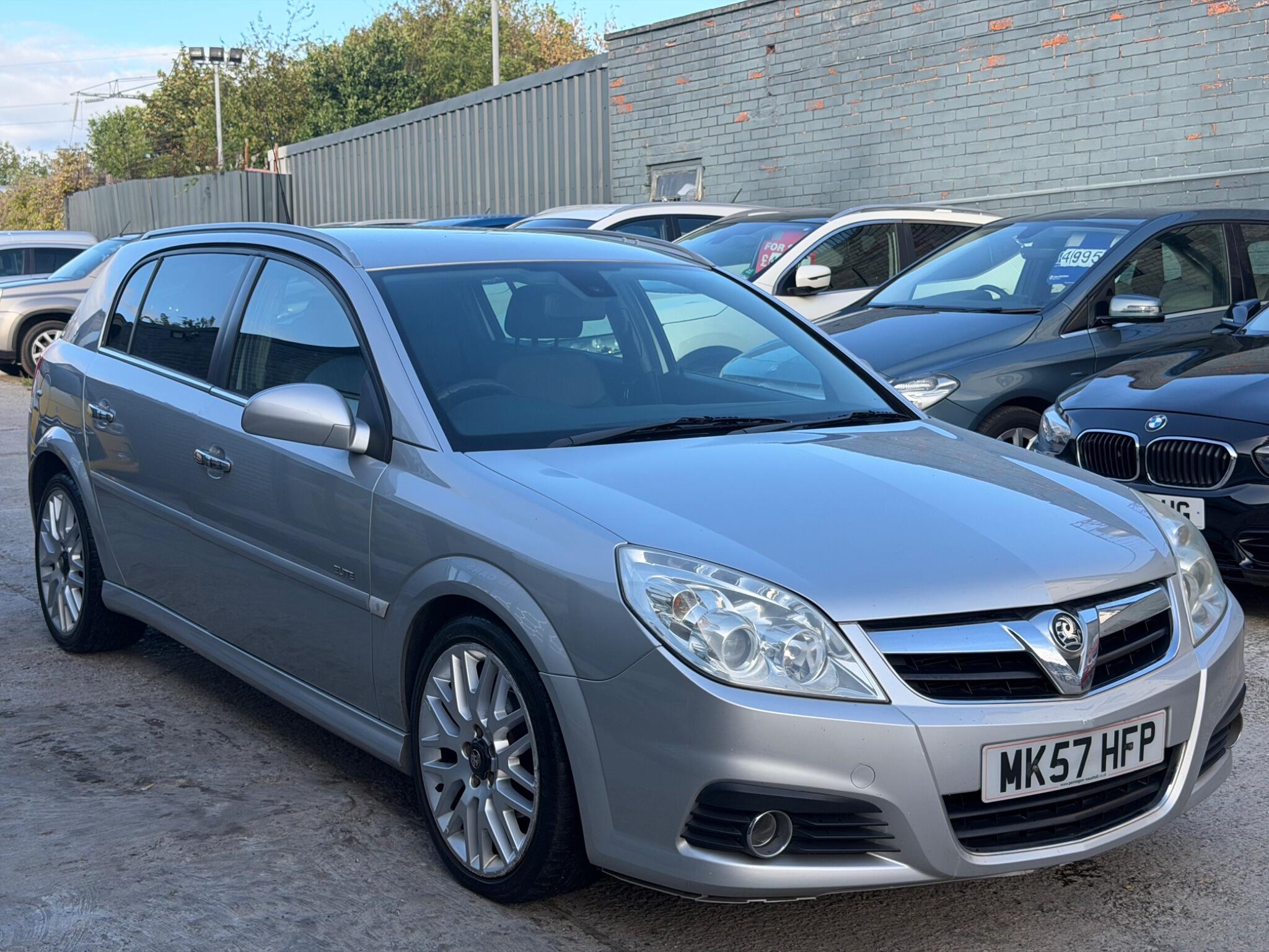 Vauxhall Signum view 3