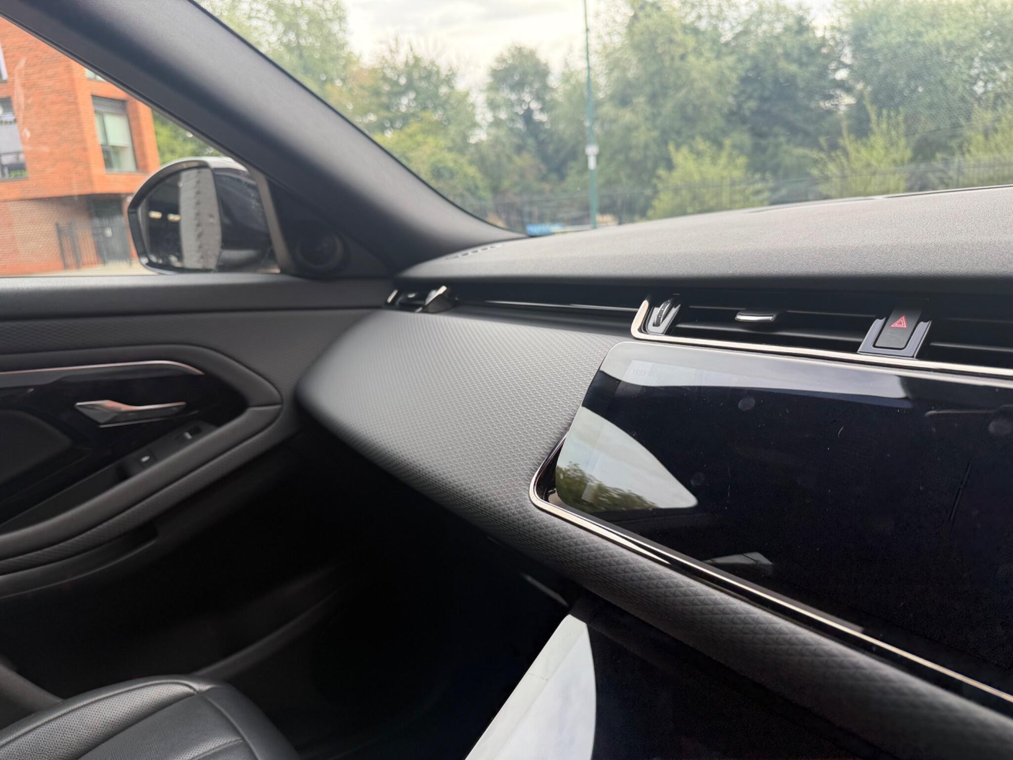 Land Rover Range Rover Evoque view 62