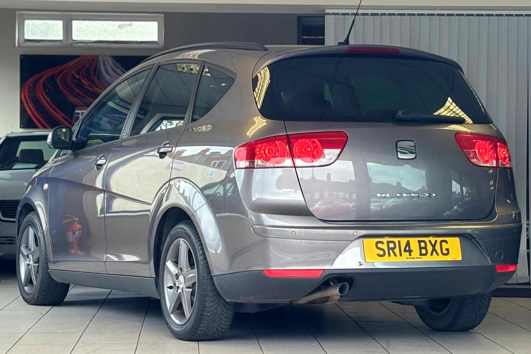 Seat Altea XL view 4