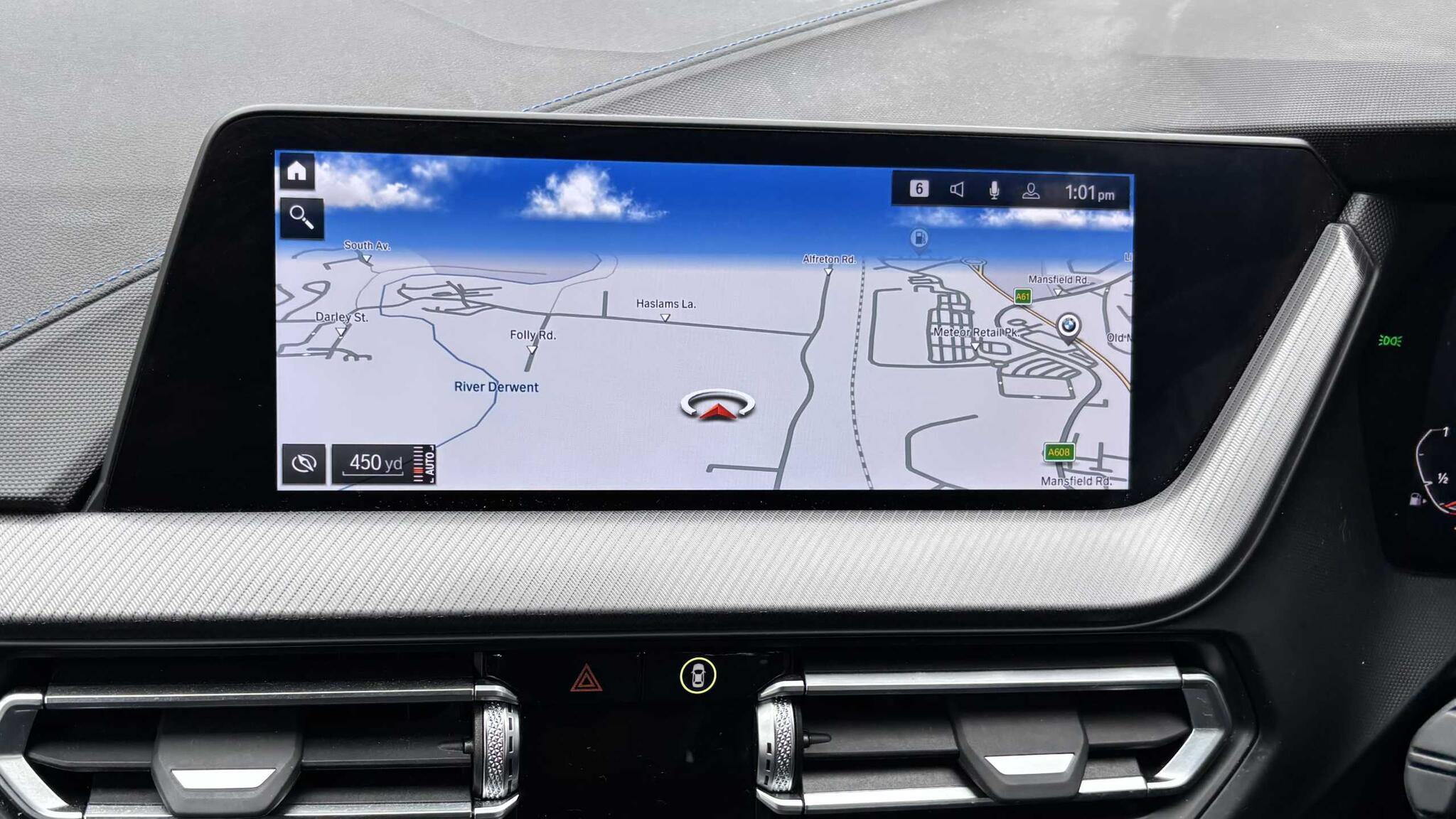 BMW 1 Series view 9
