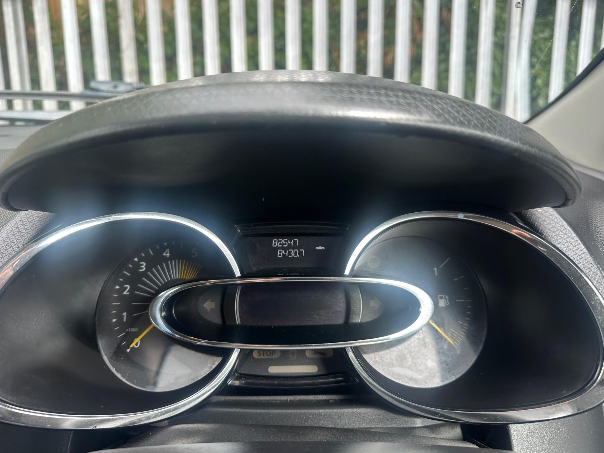 Renault Clio view 16