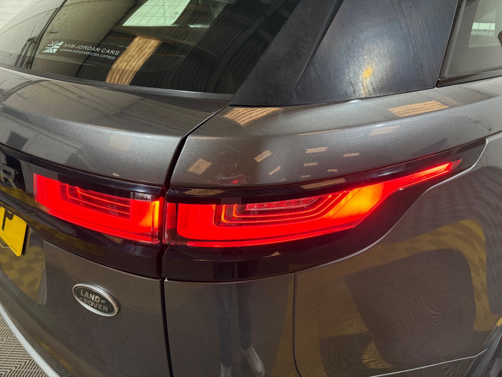 Land Rover Range Rover Velar view 34