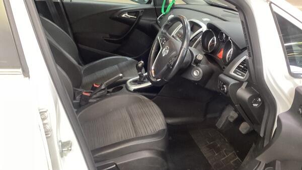 Vauxhall Astra view 11
