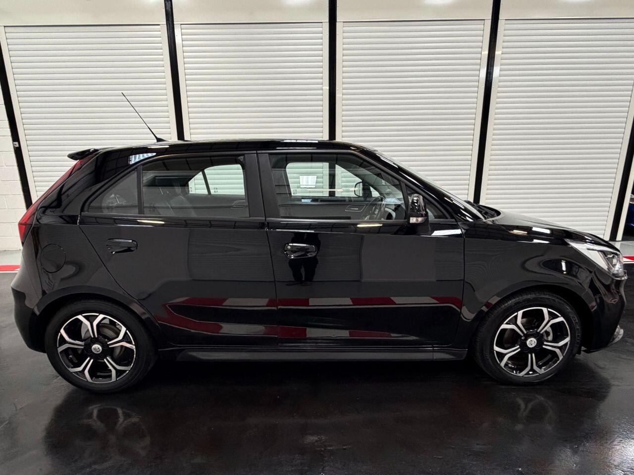 MG MG3 view 7