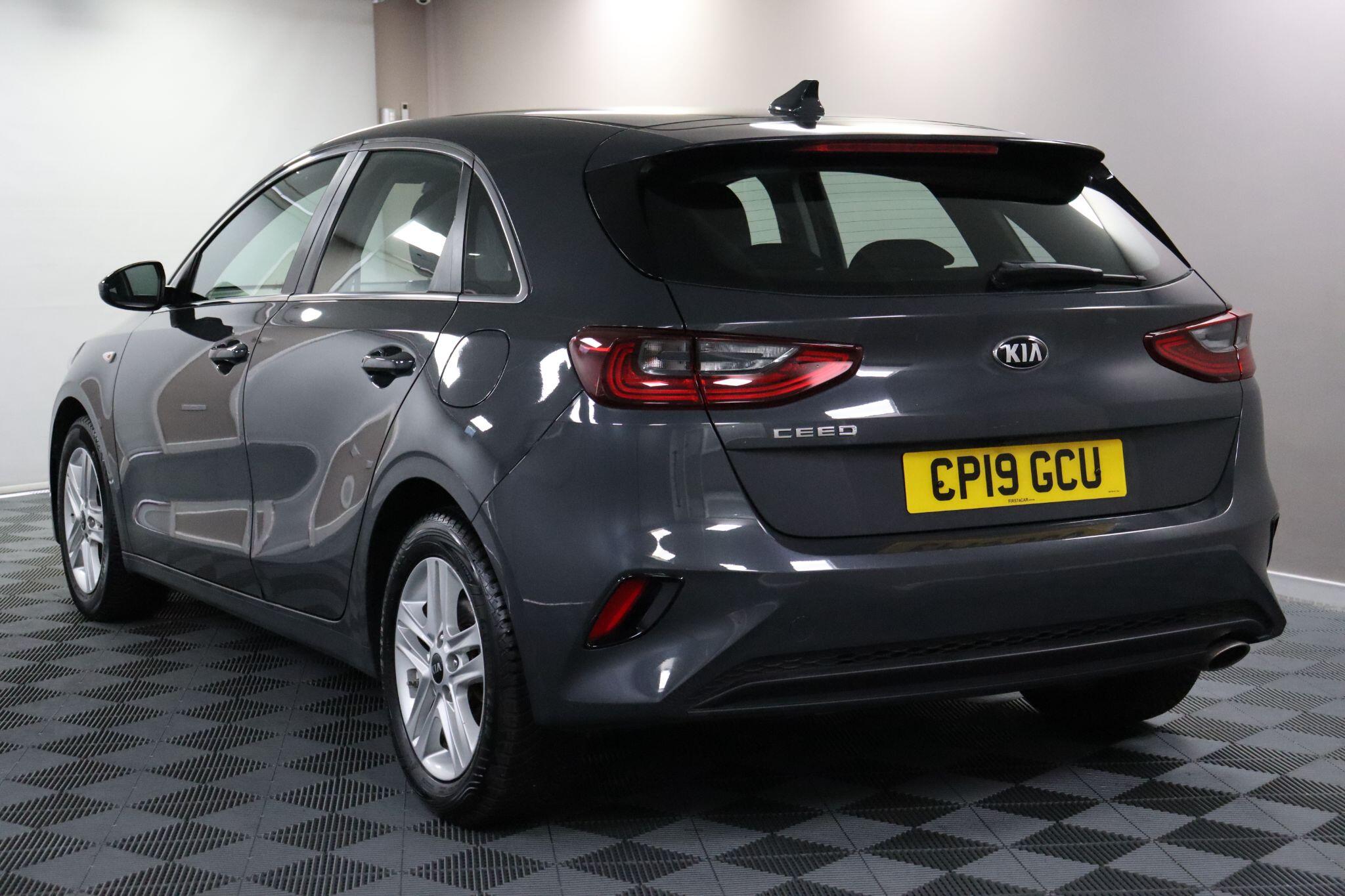 Kia Ceed view 10