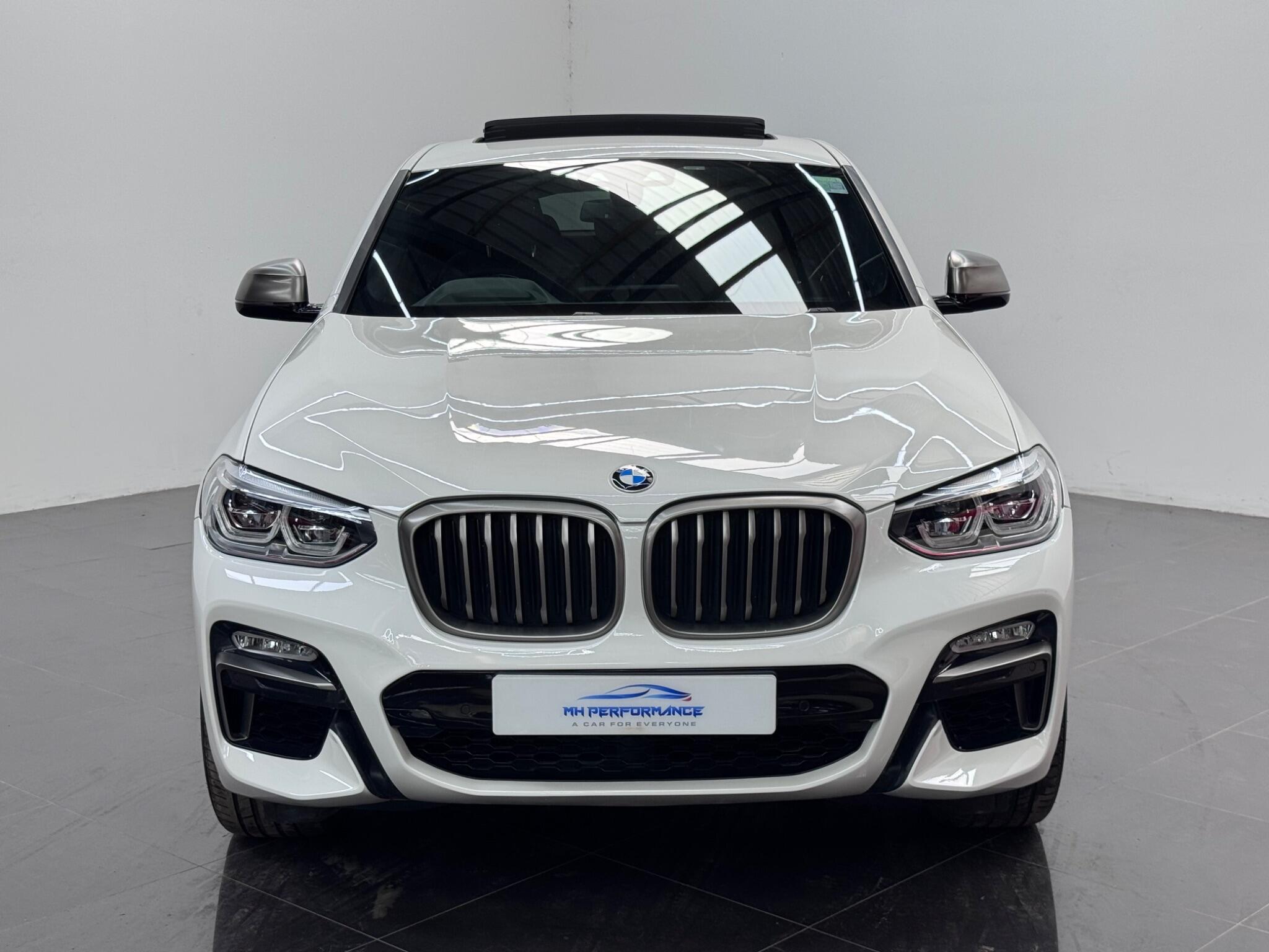 BMW X4 view 2