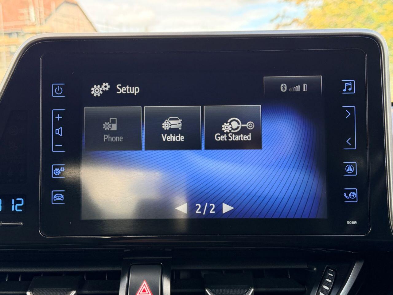 Toyota C-HR view 42