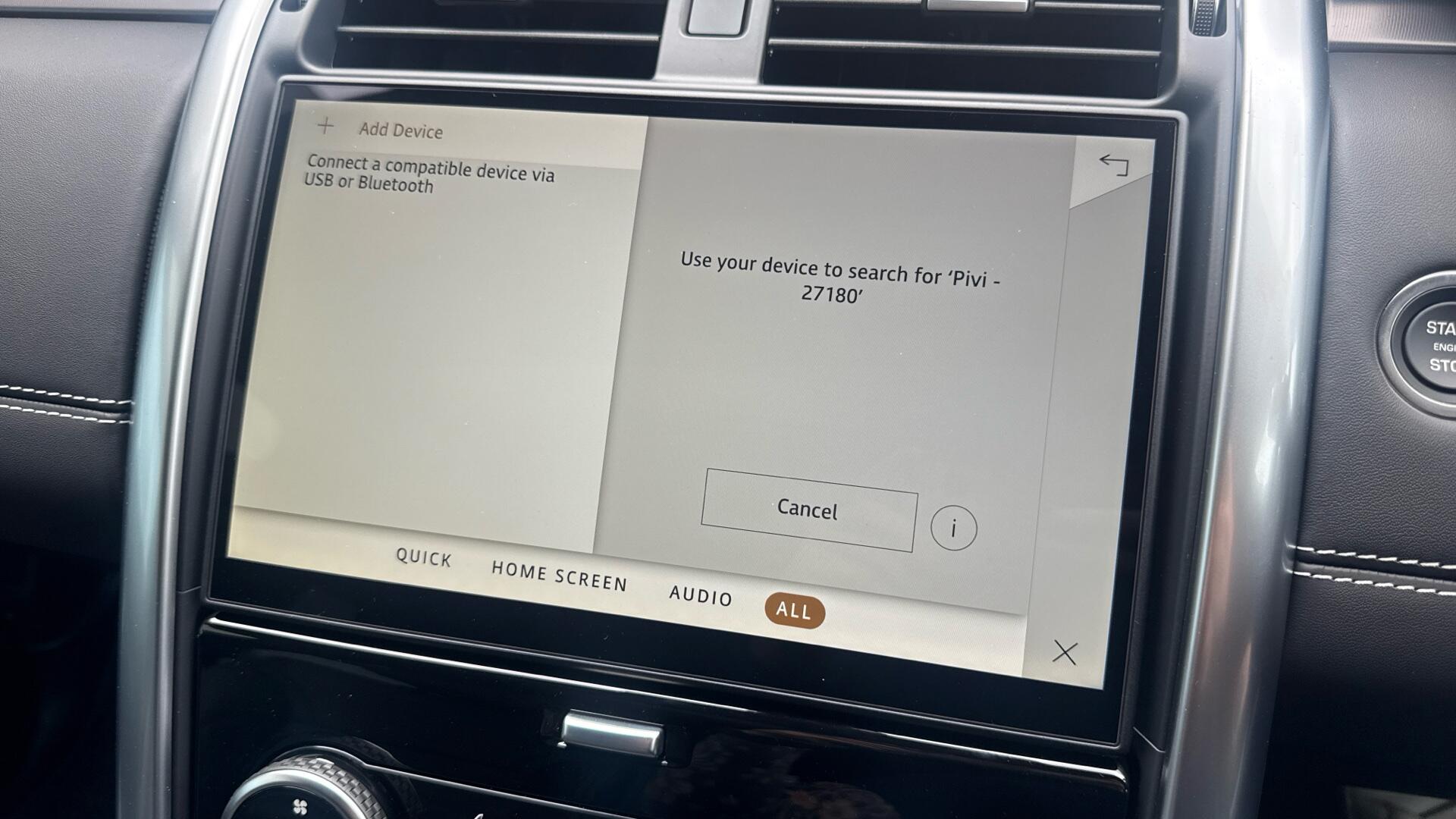 Land Rover Discovery view 43
