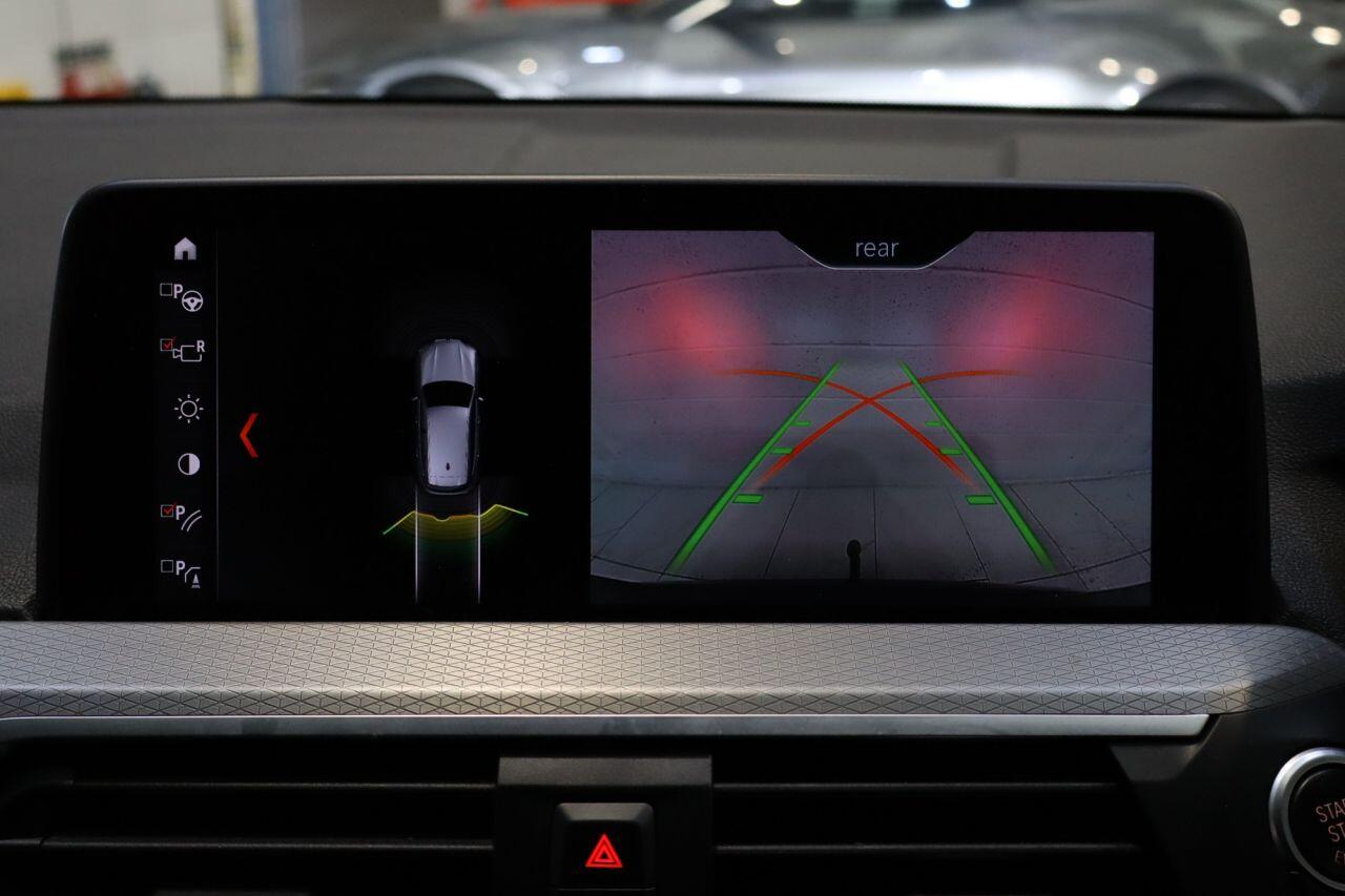 BMW X3 view 10