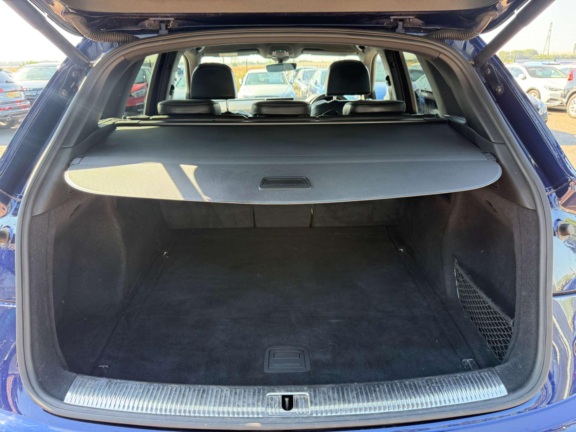 Audi Q5 view 30
