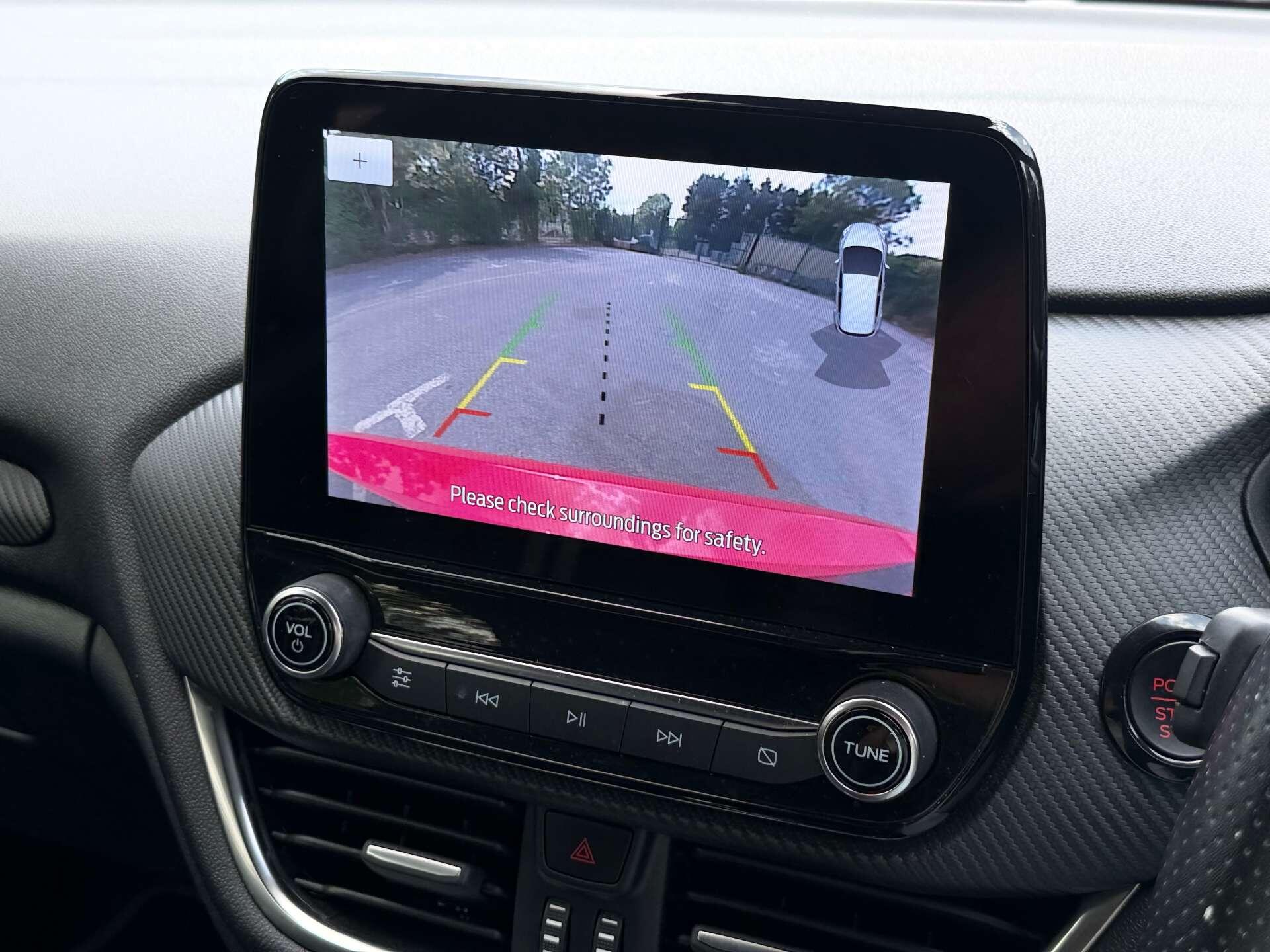 Ford Fiesta view 33