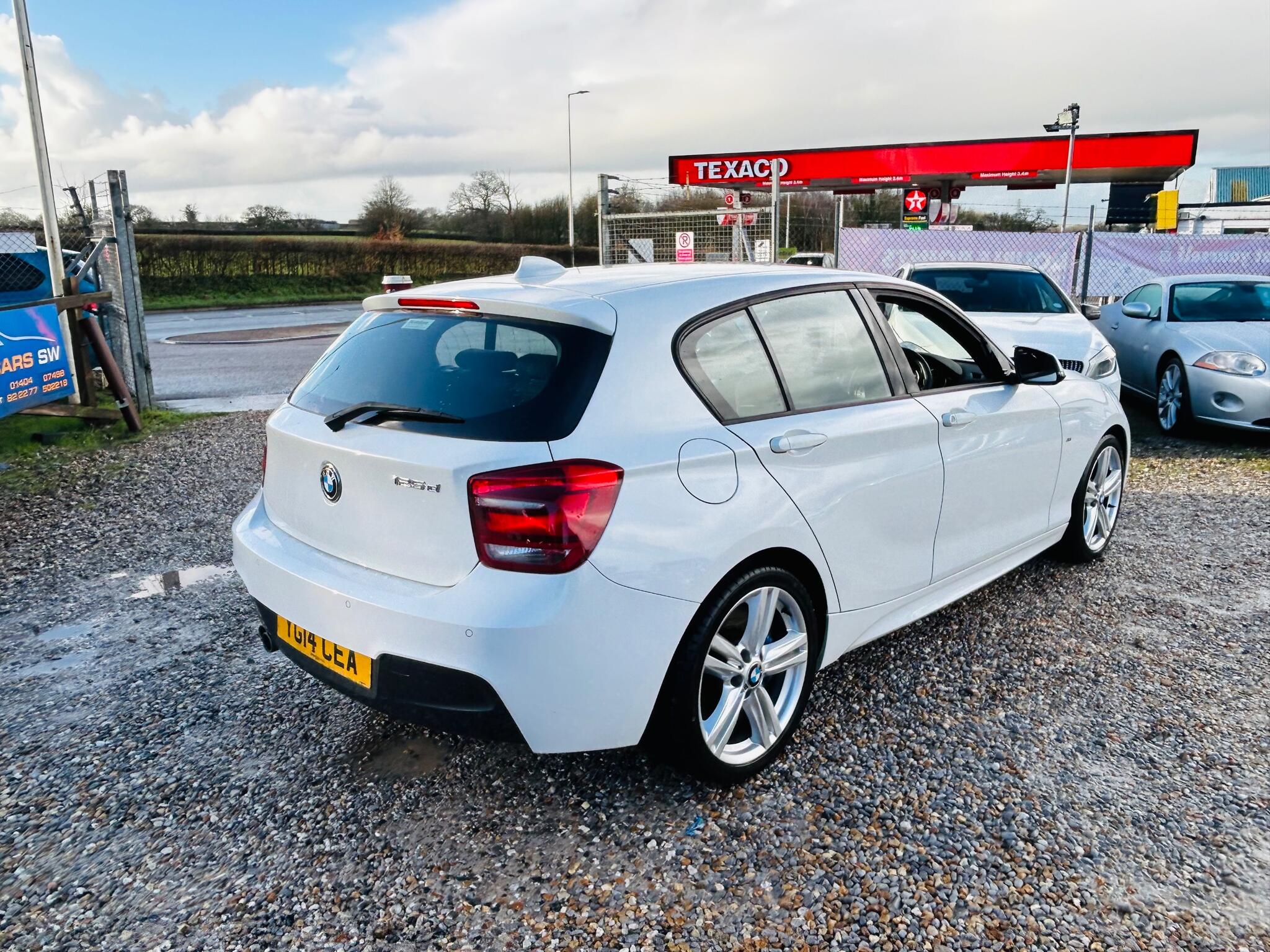 BMW 1 Series view 9
