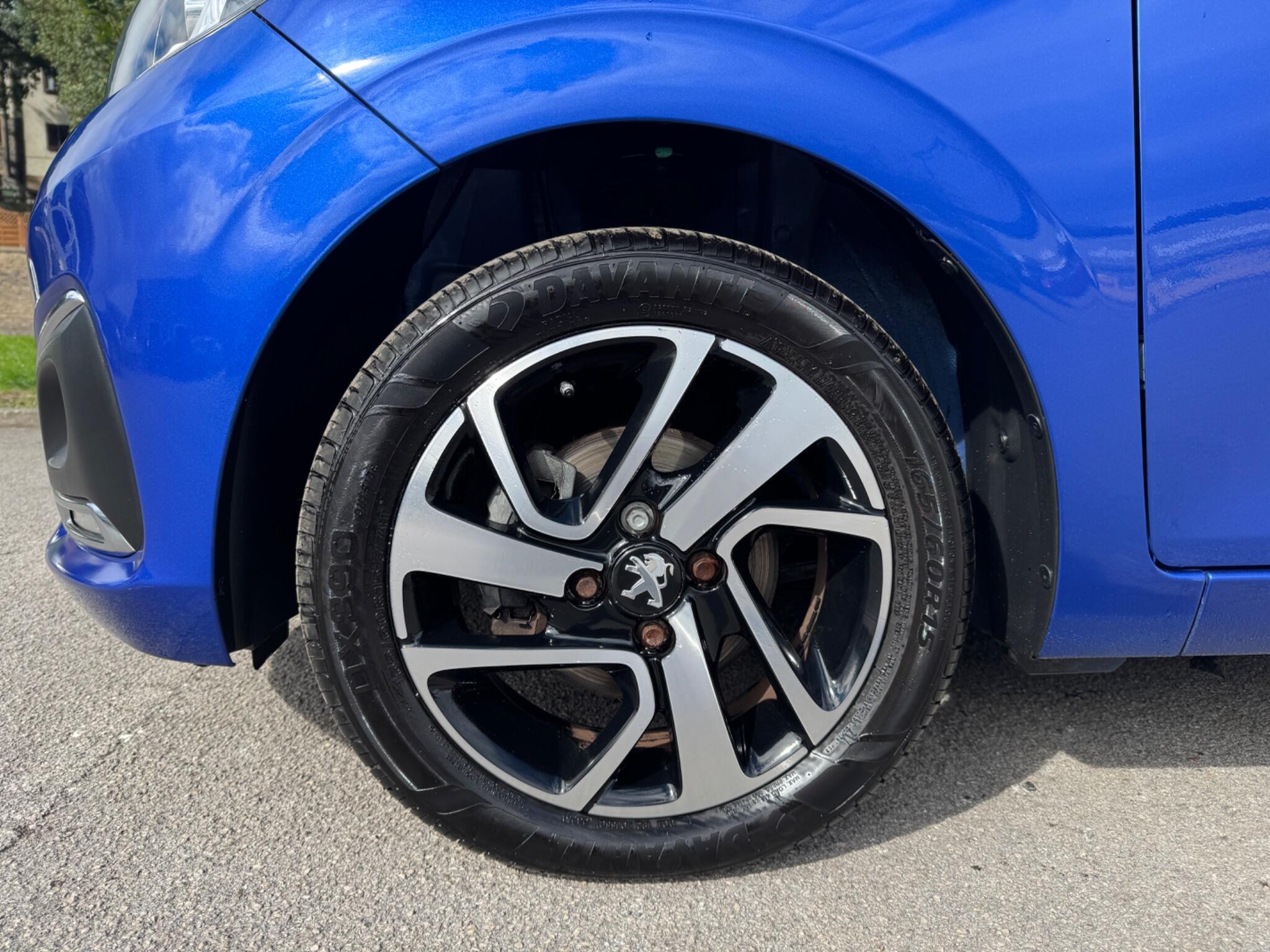 Peugeot 108 view 5