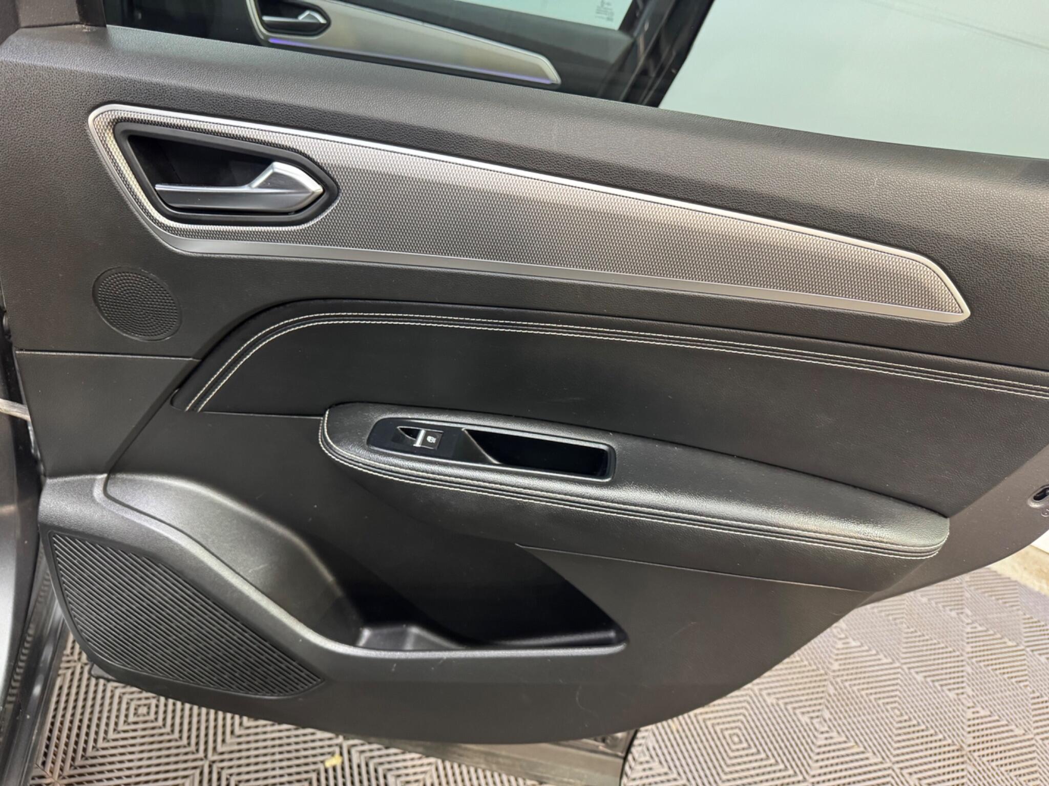 Renault Arkana view 35