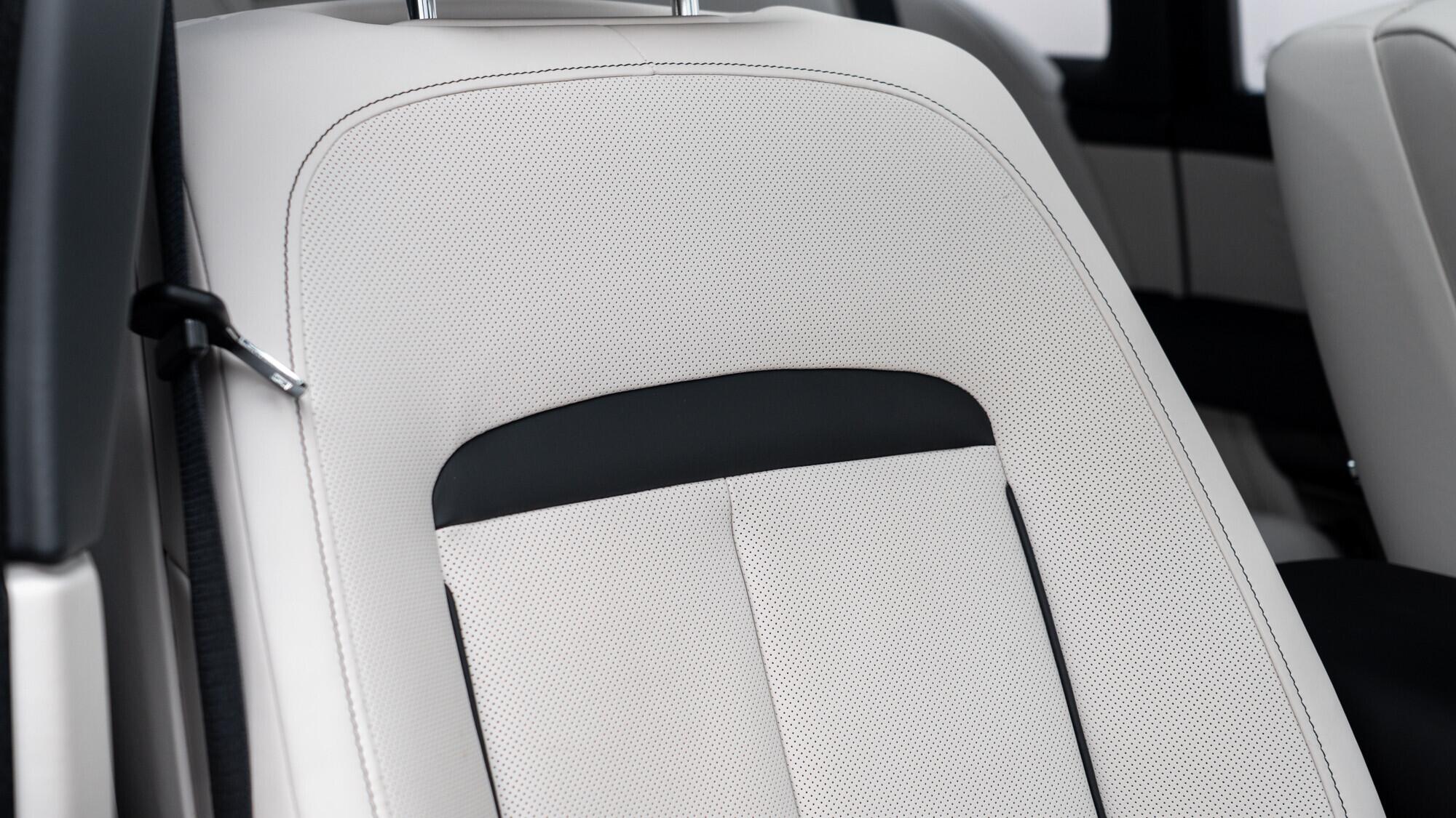 Rolls-Royce Cullinan view 39