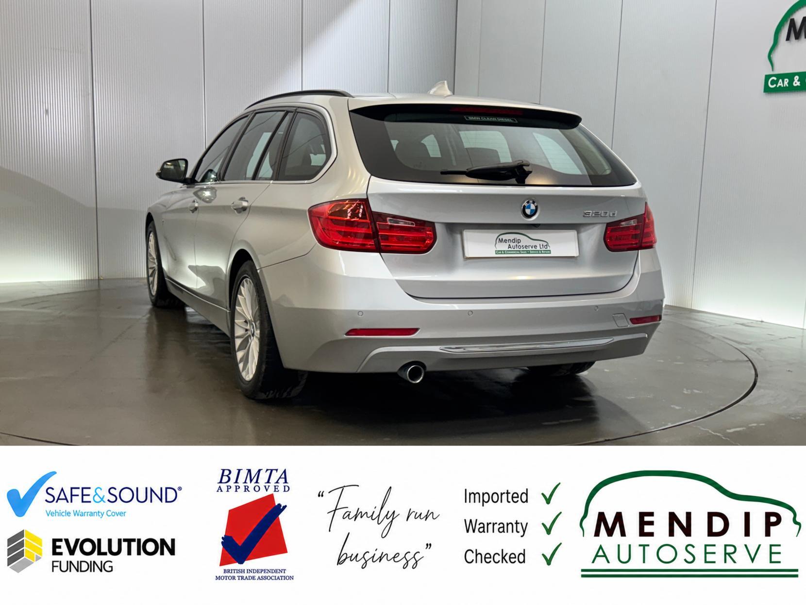 BMW 3 Series view 18