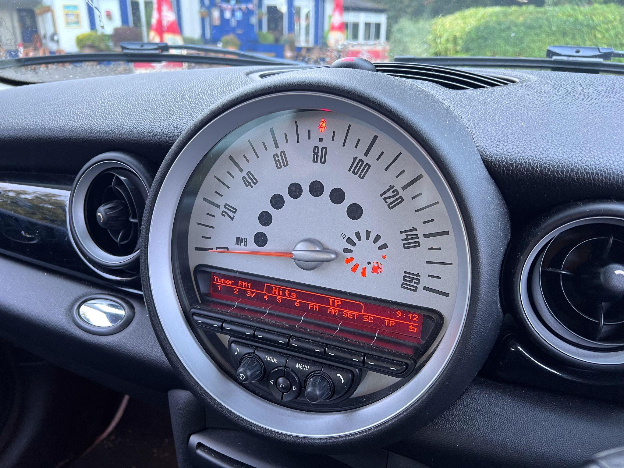 MINI Hatch view 15